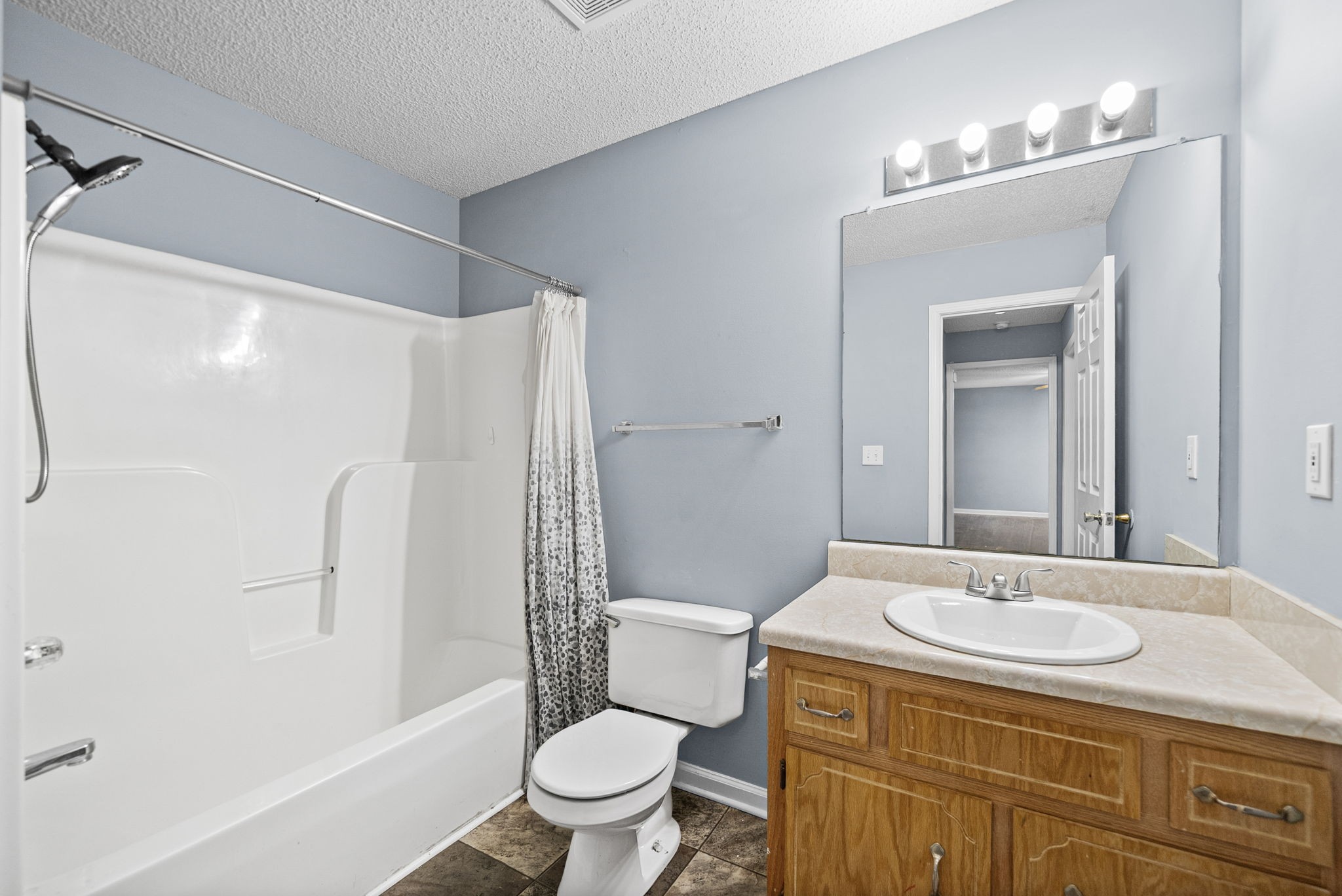 260 Audrea Ln Property Photo 21
