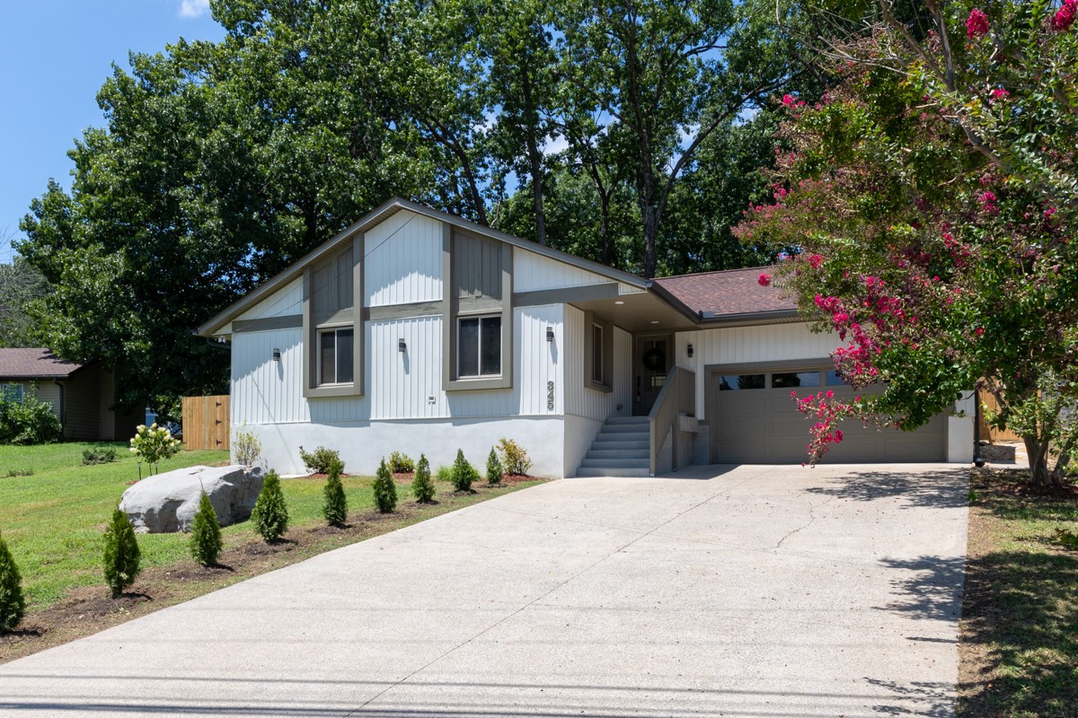 345 Cedarmont Dr