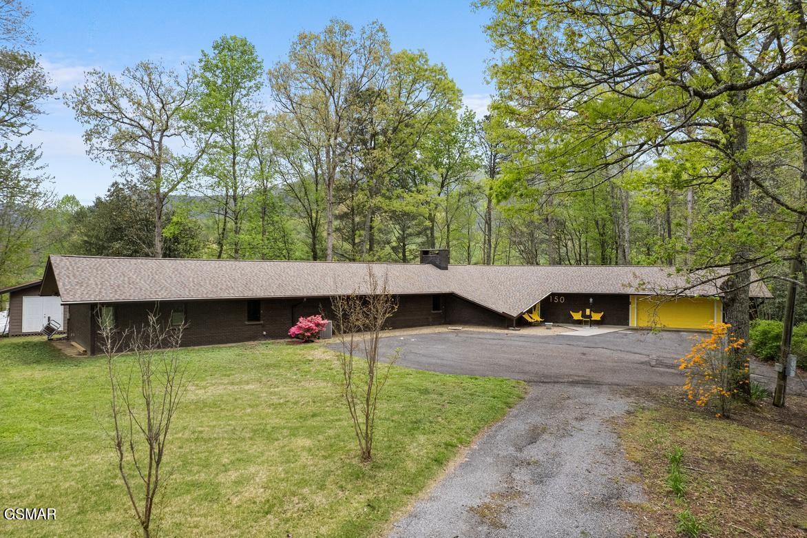 150 Hollow Road Property Photo 1