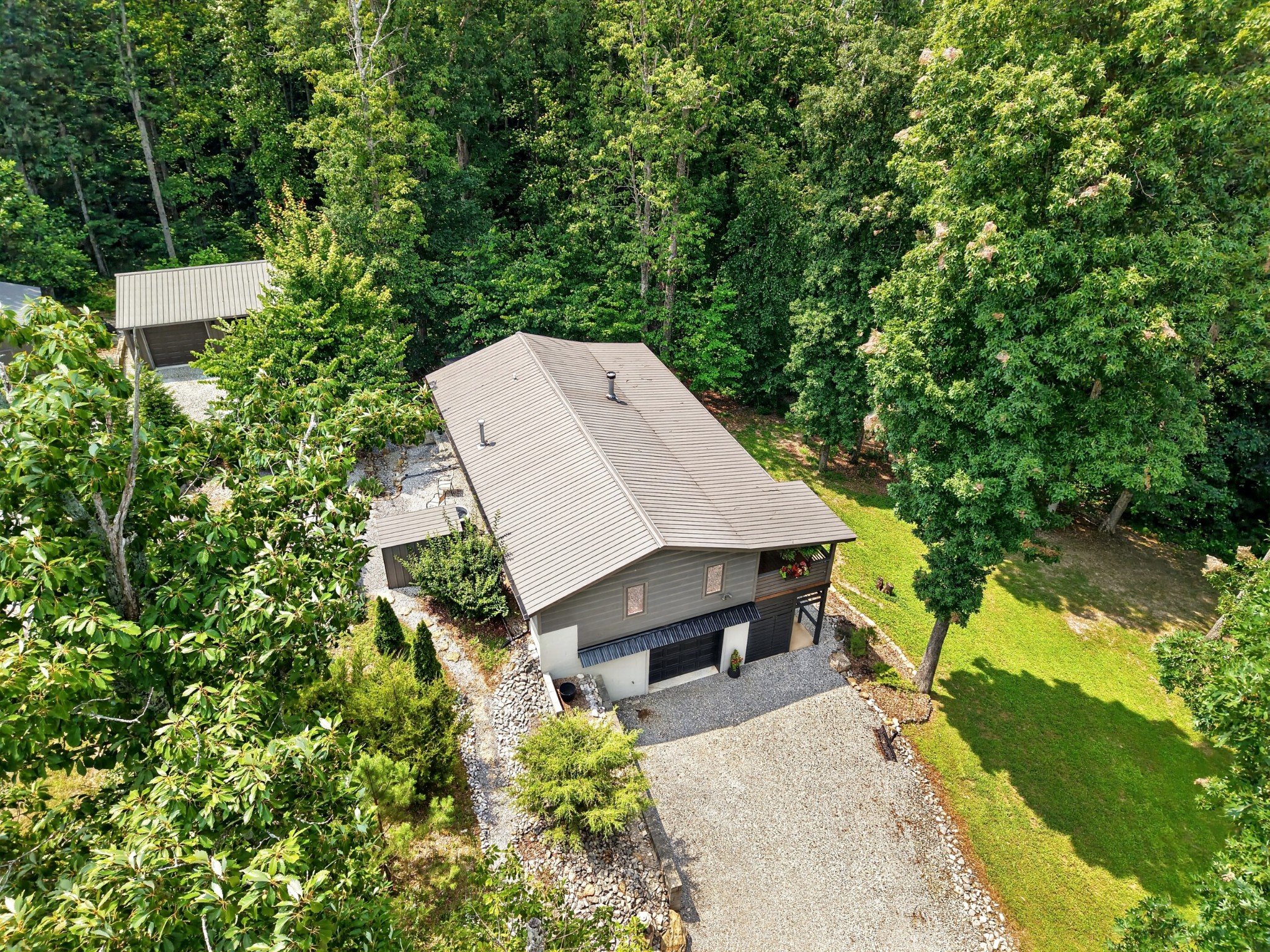 361 Bear Knob Ln Property Photo 2