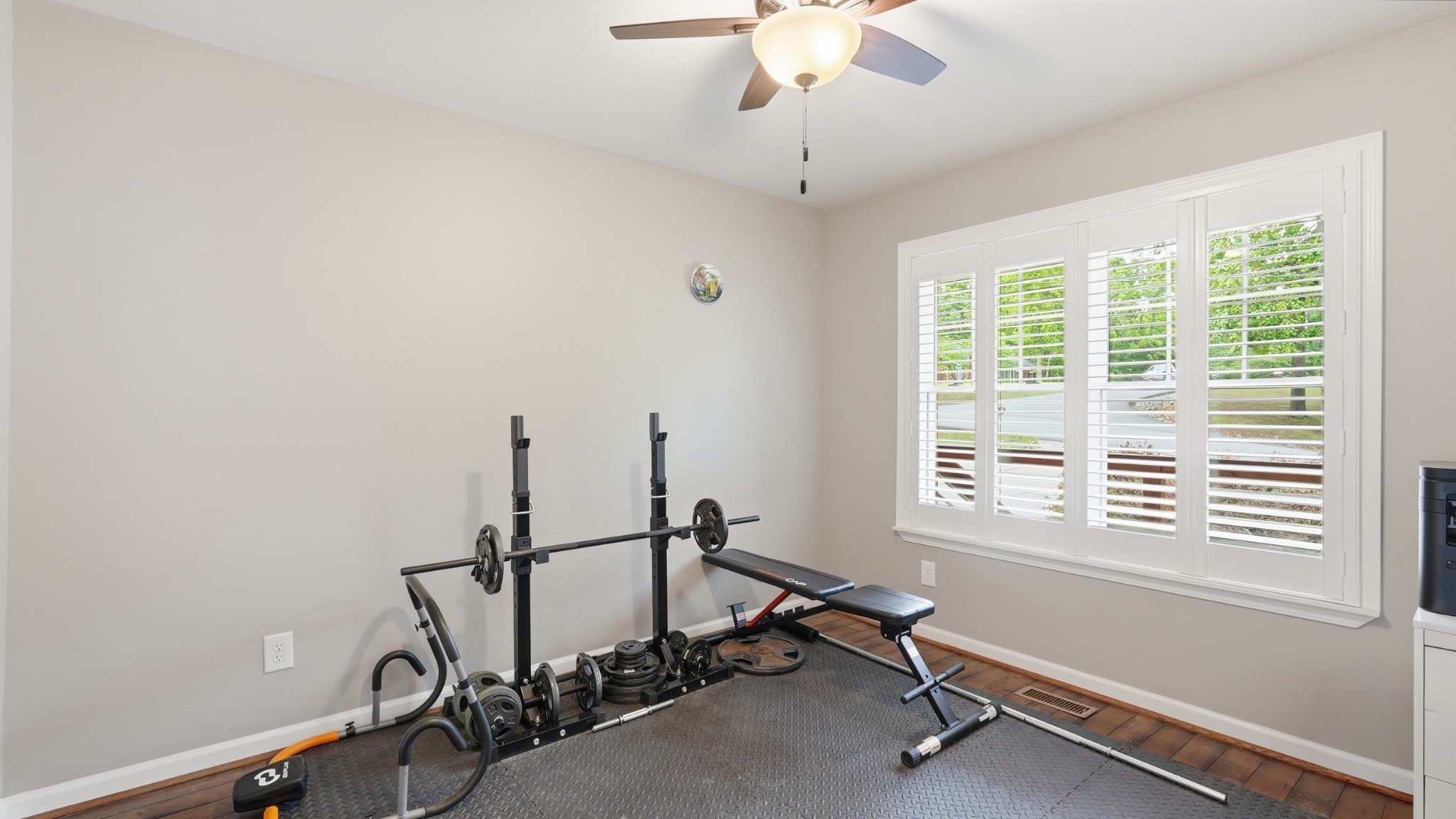 206 Eastwood Dr Property Photo 26