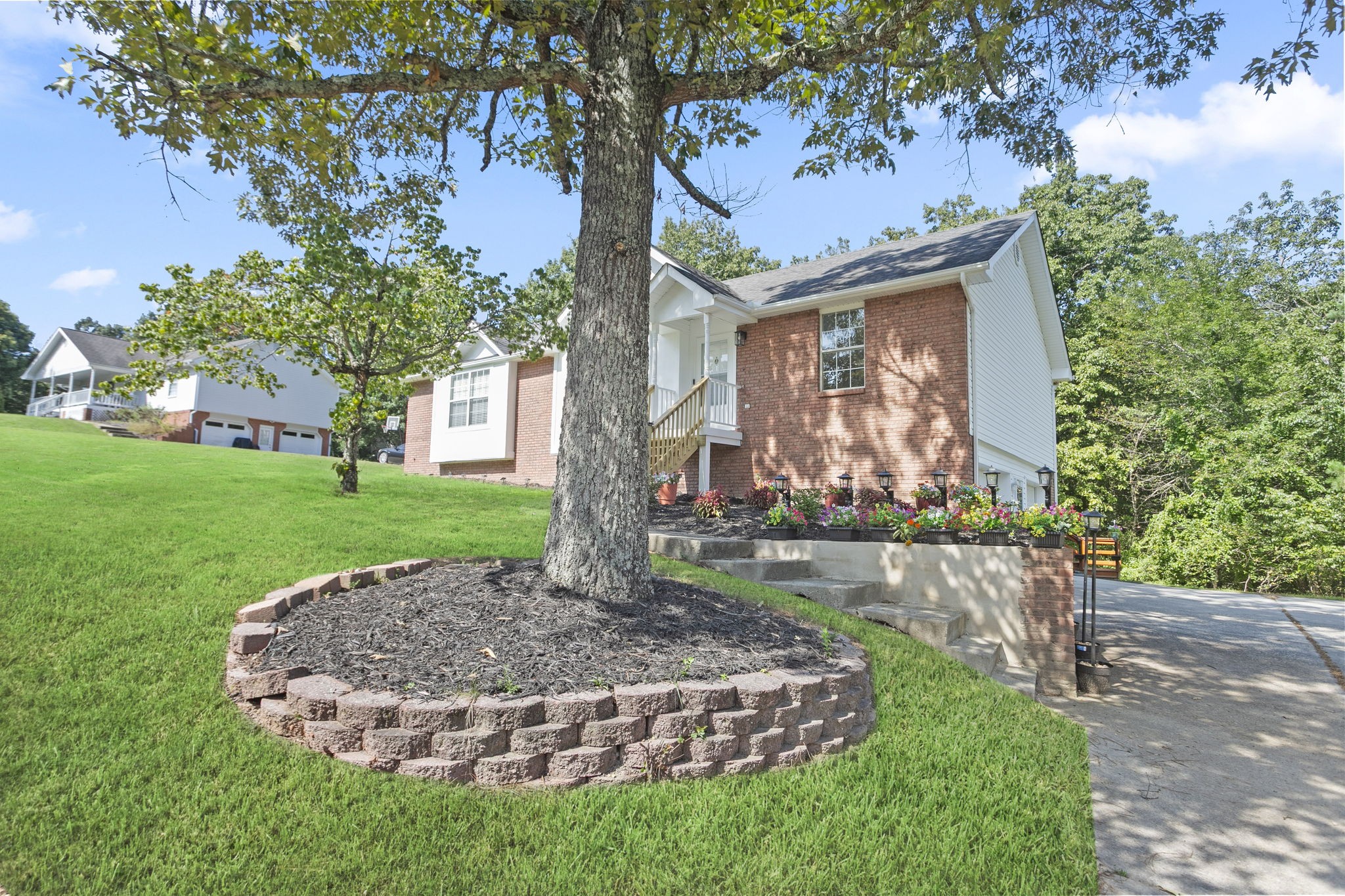 5819 Riley Rd Property Photo 4