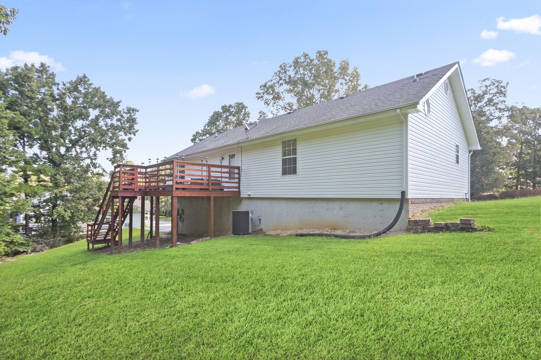 5819 Riley Rd Property Photo 7