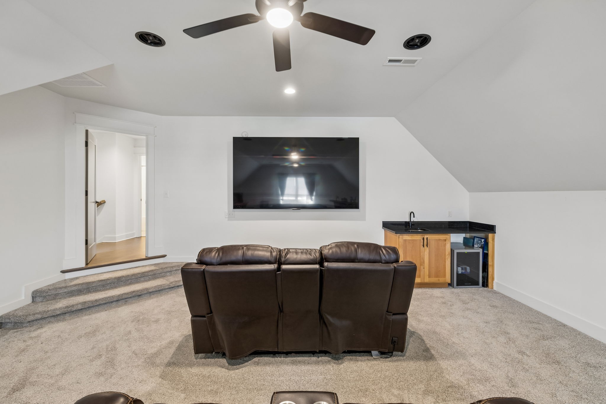 2614 Holly Springs Dr Property Photo 31