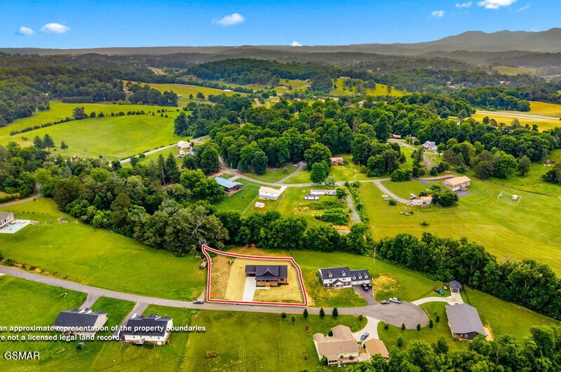 249 Buttercup Fields Property Photo 4