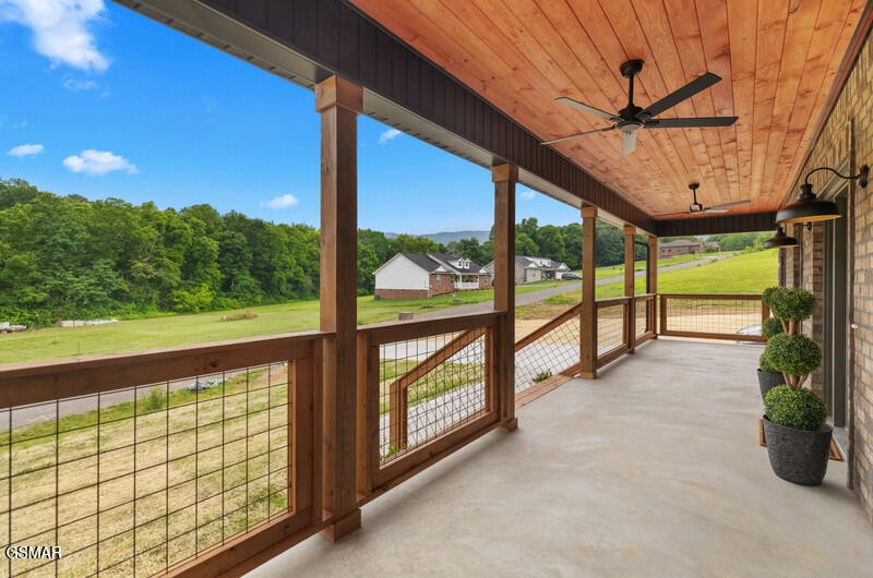 249 Buttercup Fields Property Photo 27