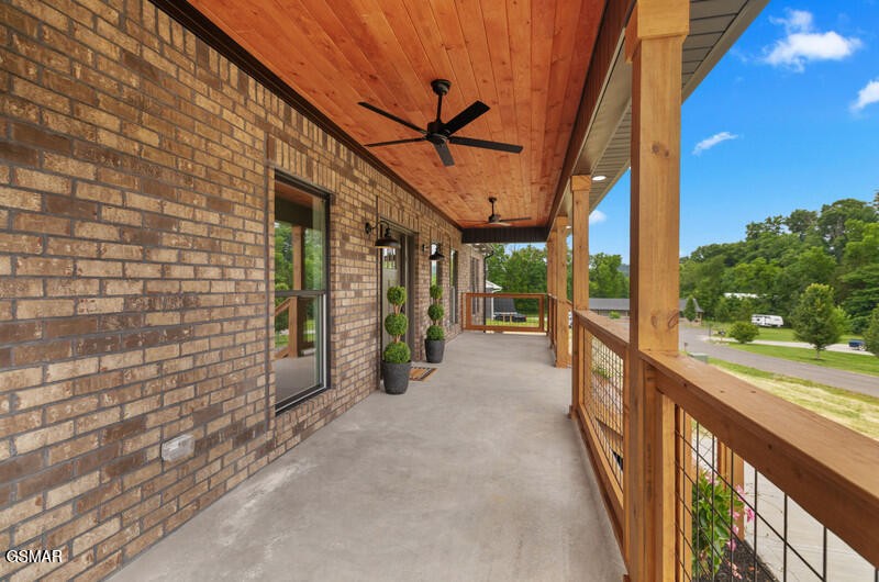 249 Buttercup Fields Property Photo 30