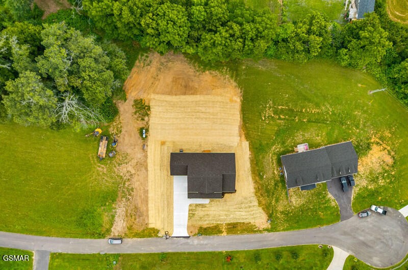 249 Buttercup Fields Property Photo 35