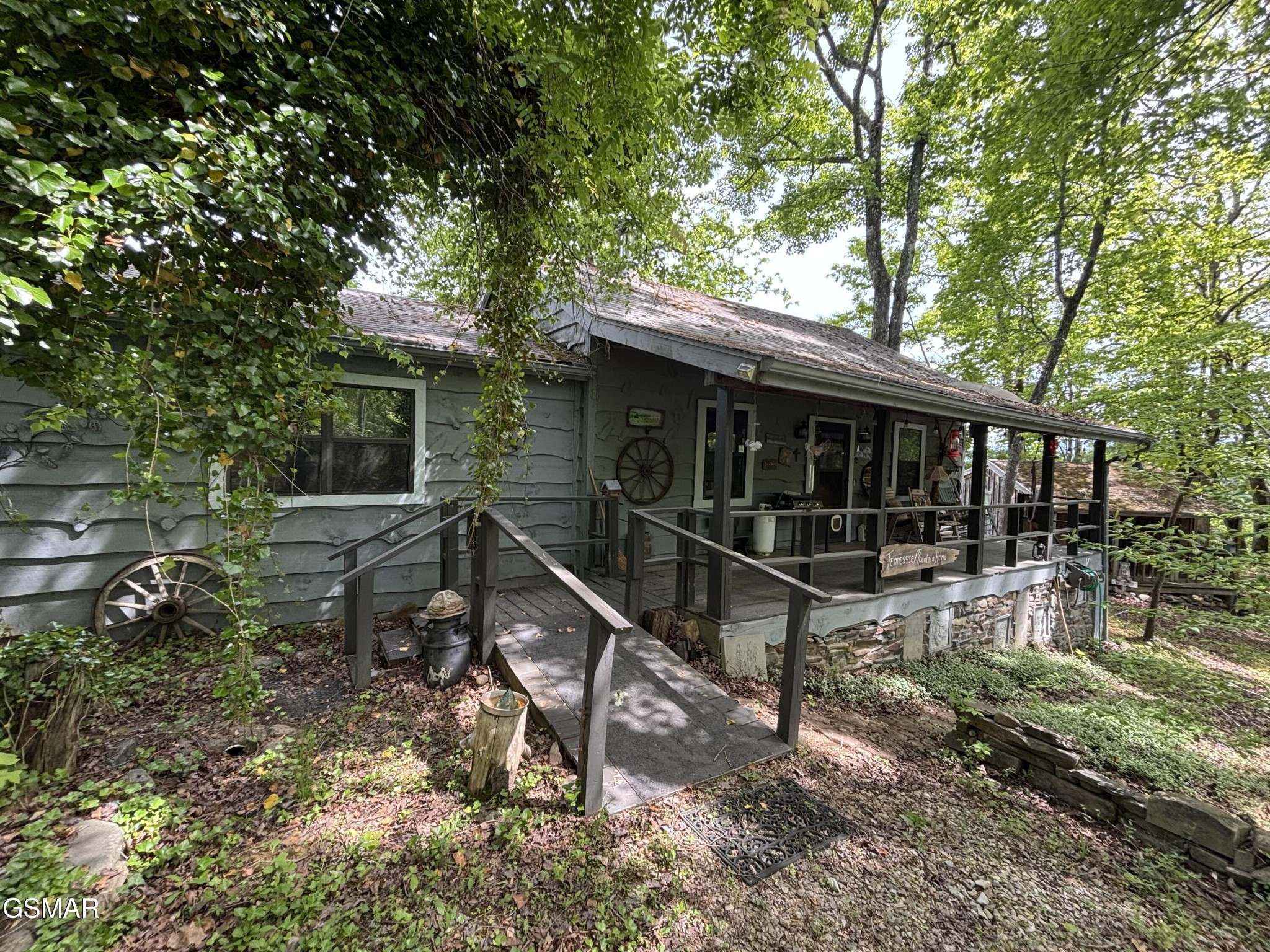 1450 Cabin Way Property Photo 1
