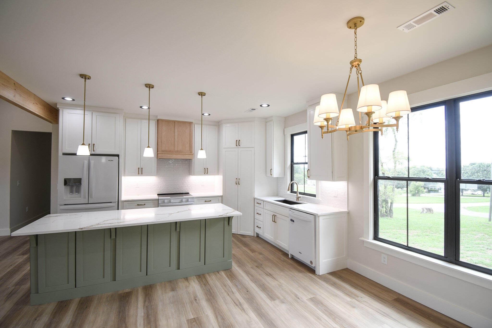 135 Blue Sky Drive Property Photo 10