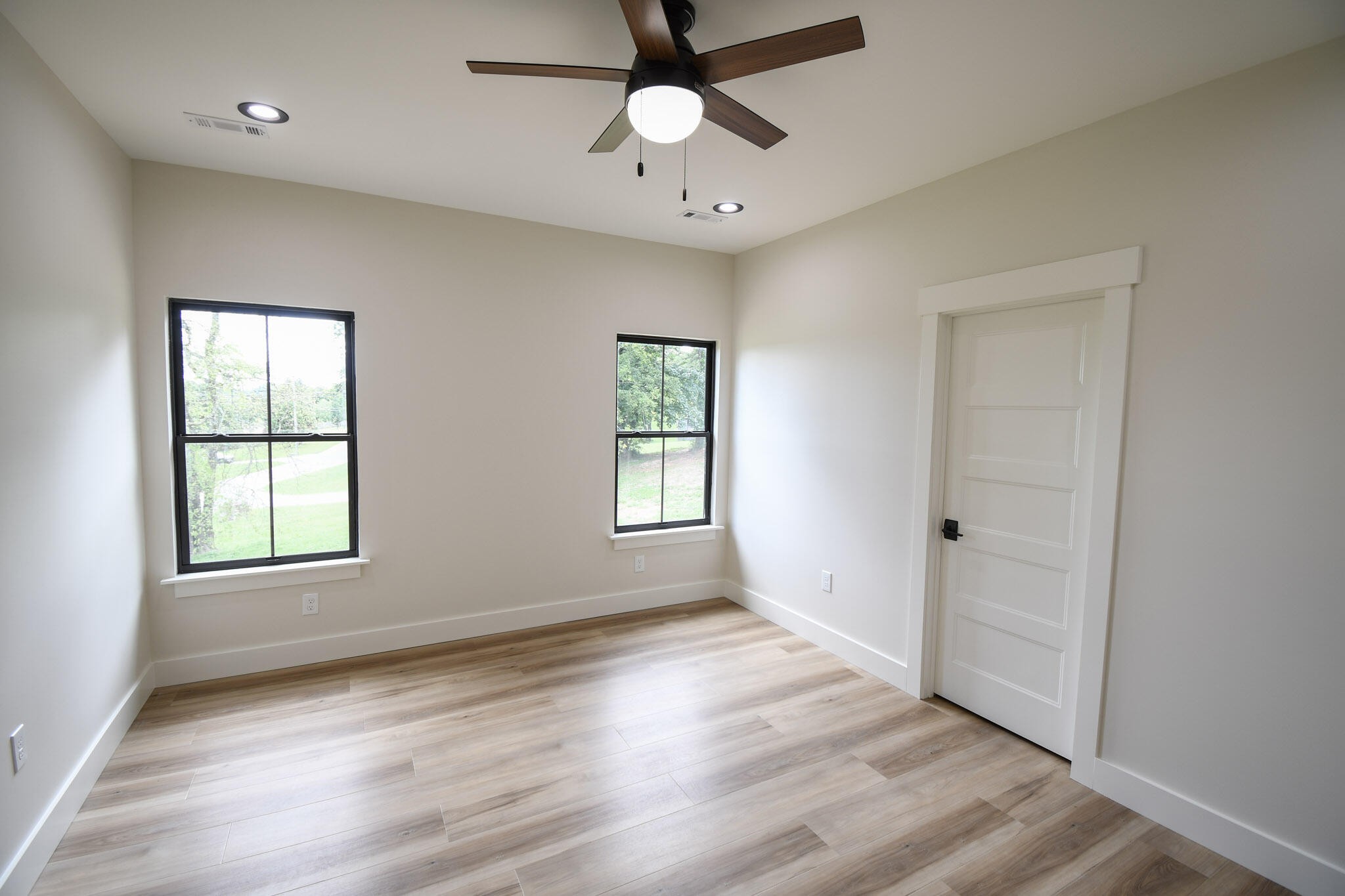 135 Blue Sky Drive Property Photo 36