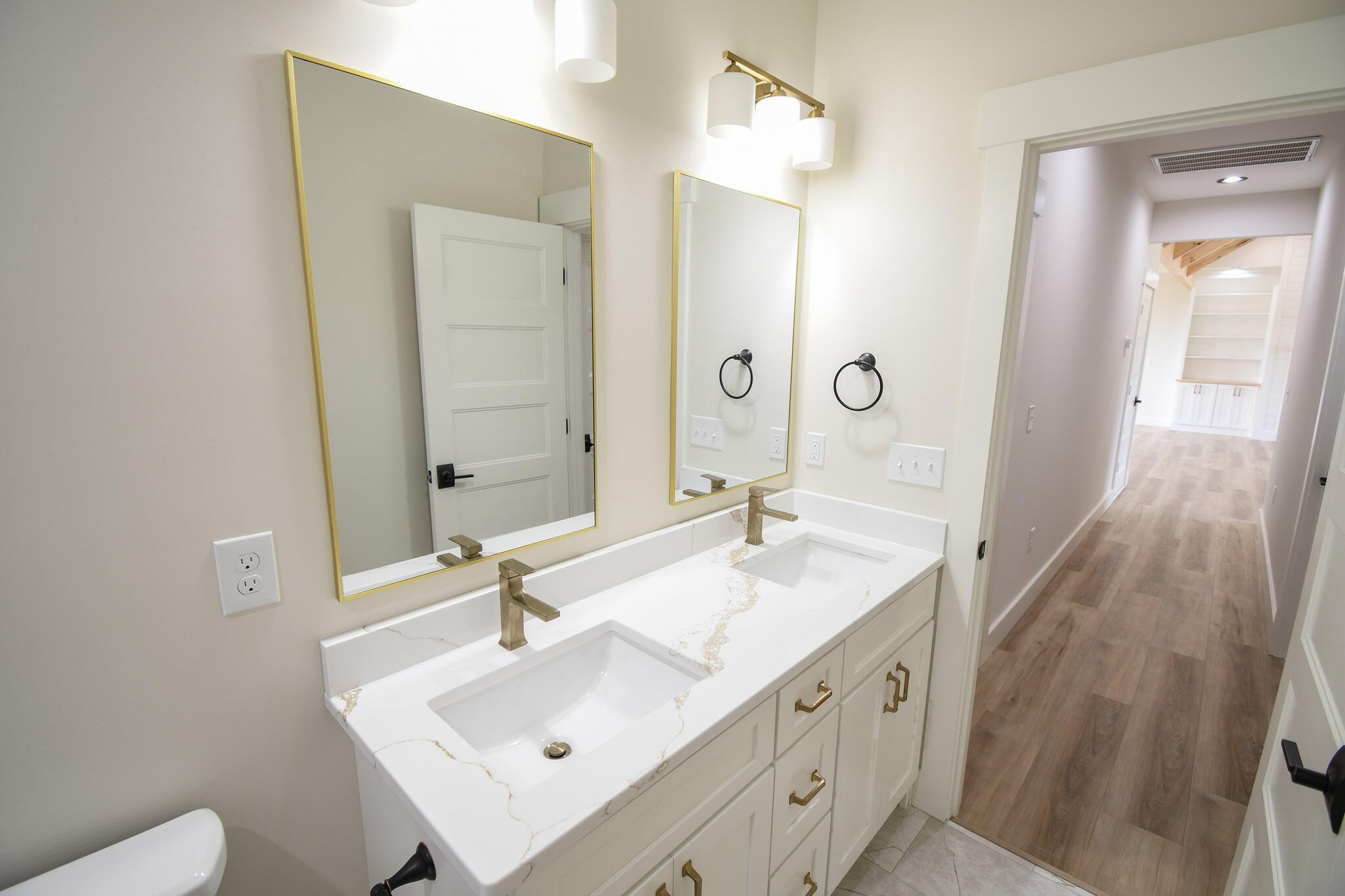135 Blue Sky Drive Property Photo 61