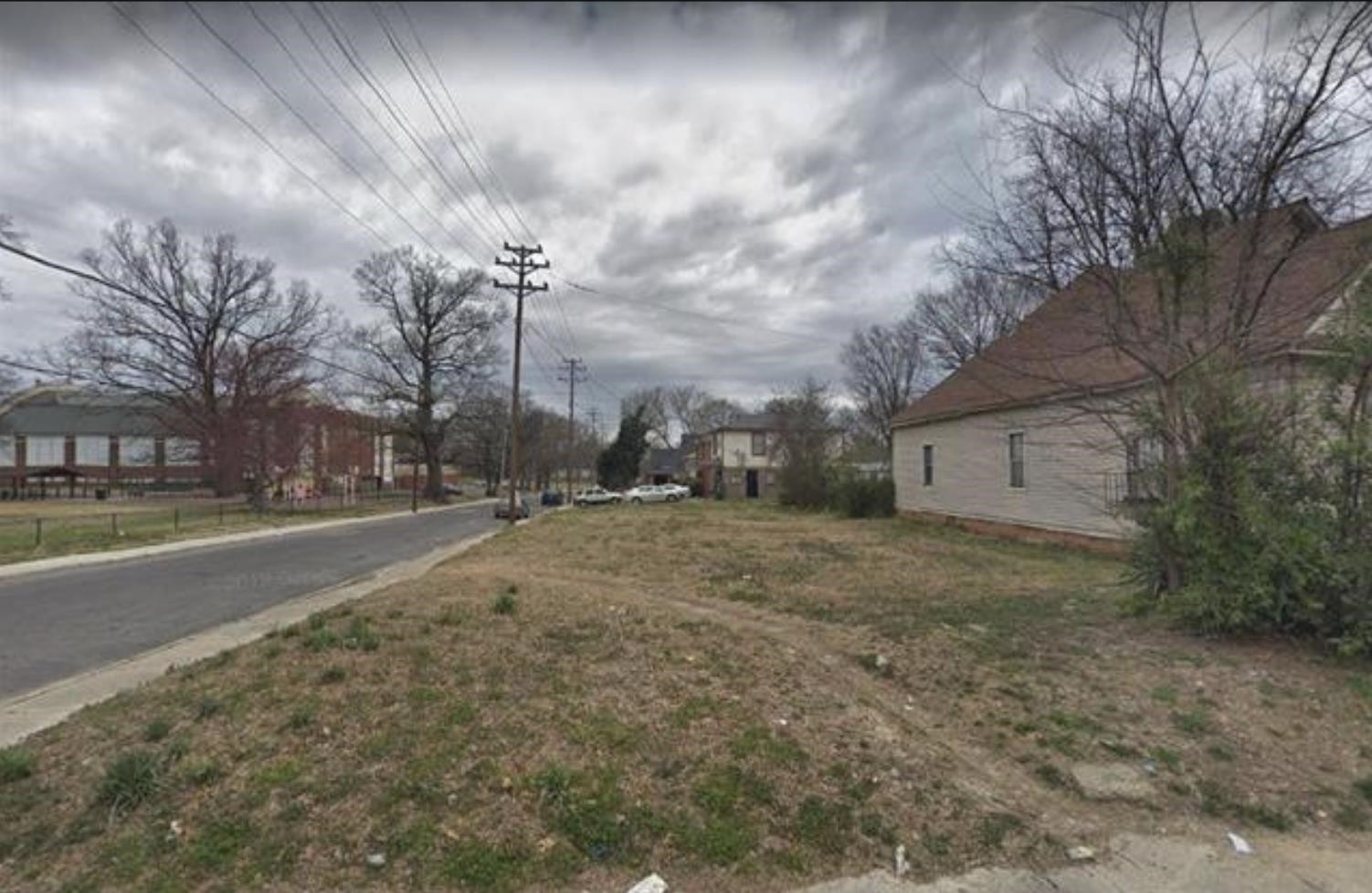 258 Gaston Ave Property Photo 1