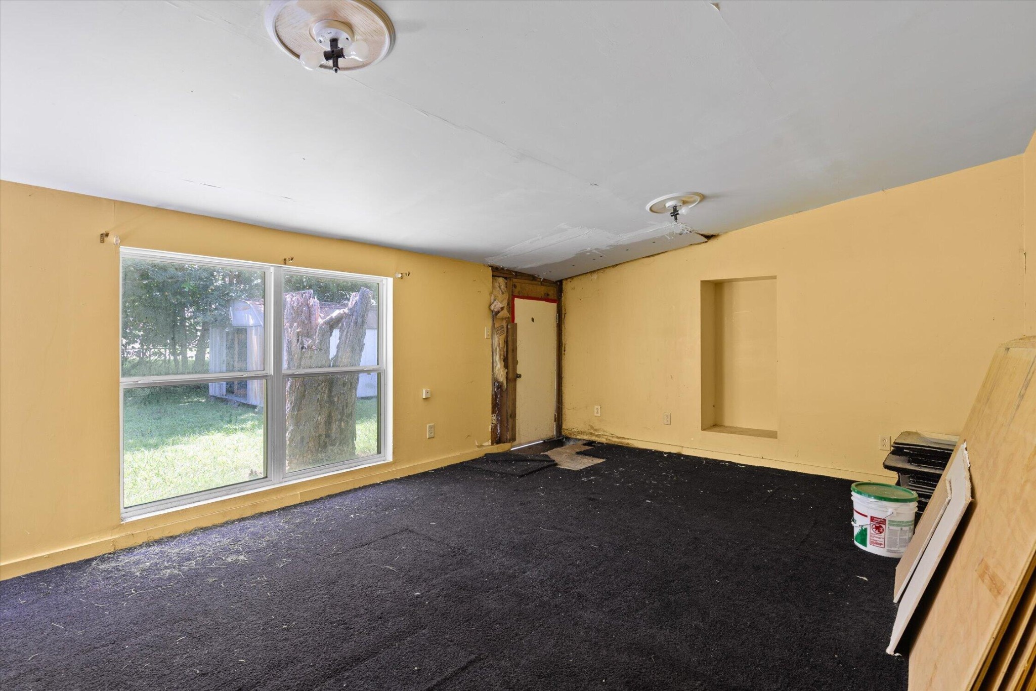 1700 Marion Avenue Property Photo 12