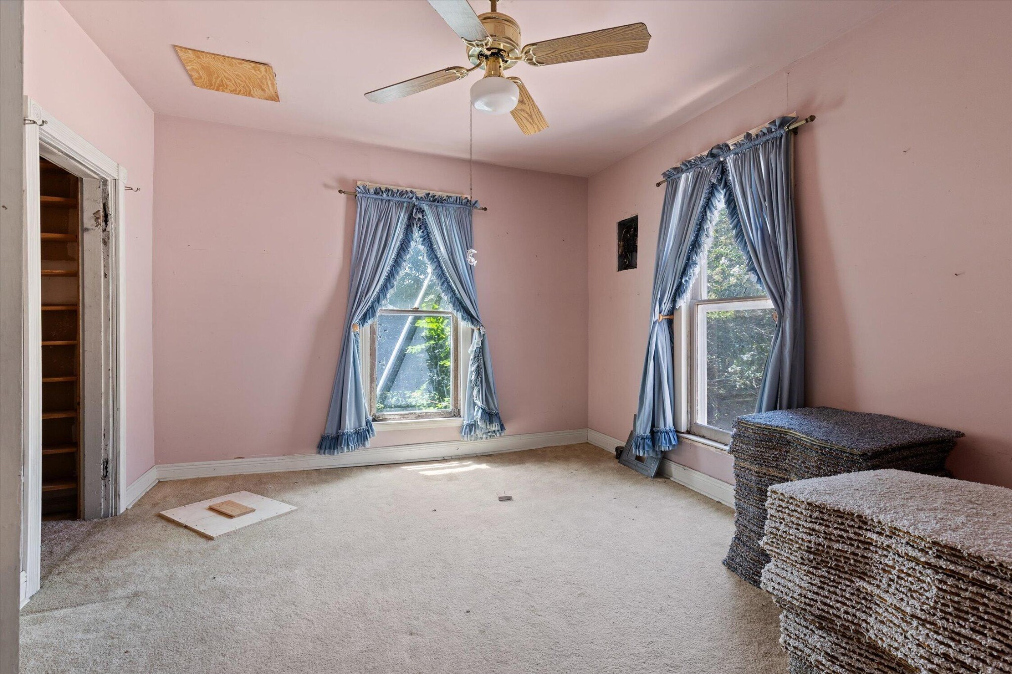1700 Marion Avenue Property Photo 16