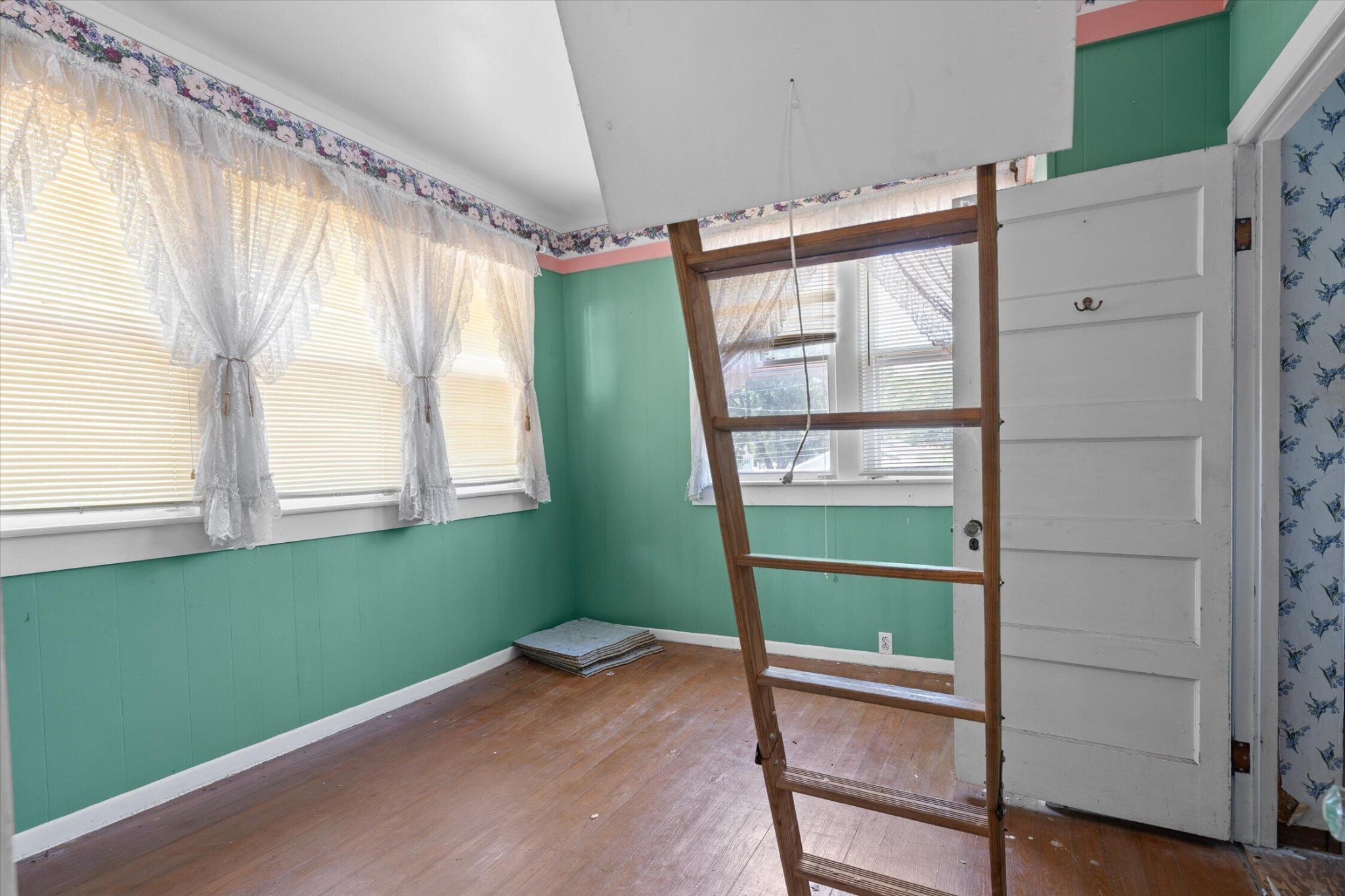1700 Marion Avenue Property Photo 17