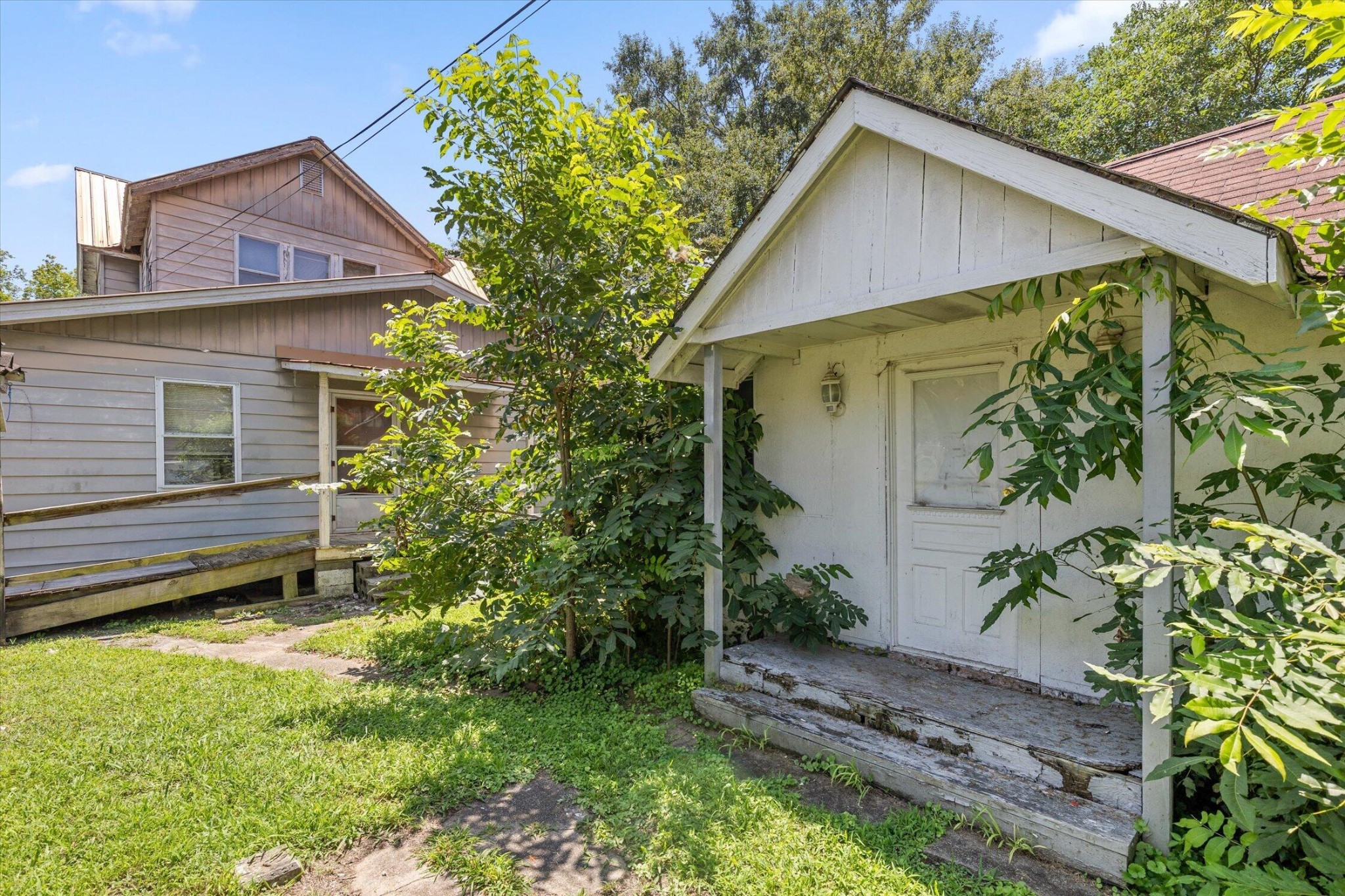 1700 Marion Avenue Property Photo 22