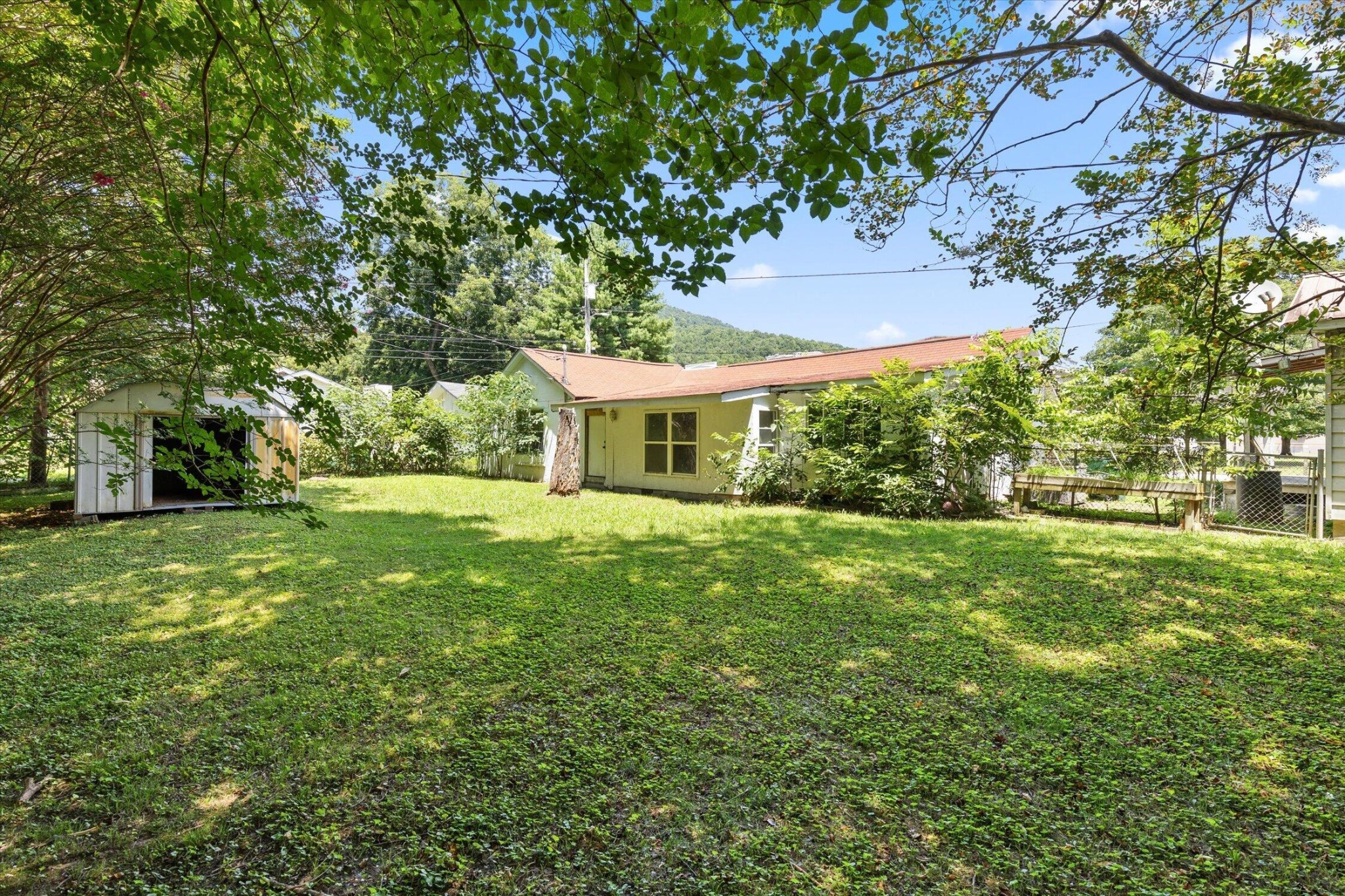 1700 Marion Avenue Property Photo 24