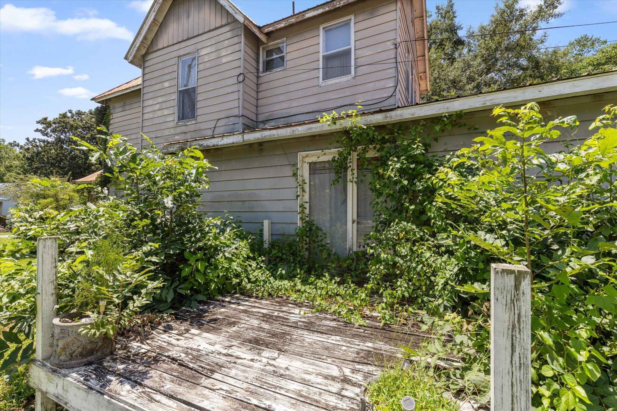 1700 Marion Avenue Property Photo 25