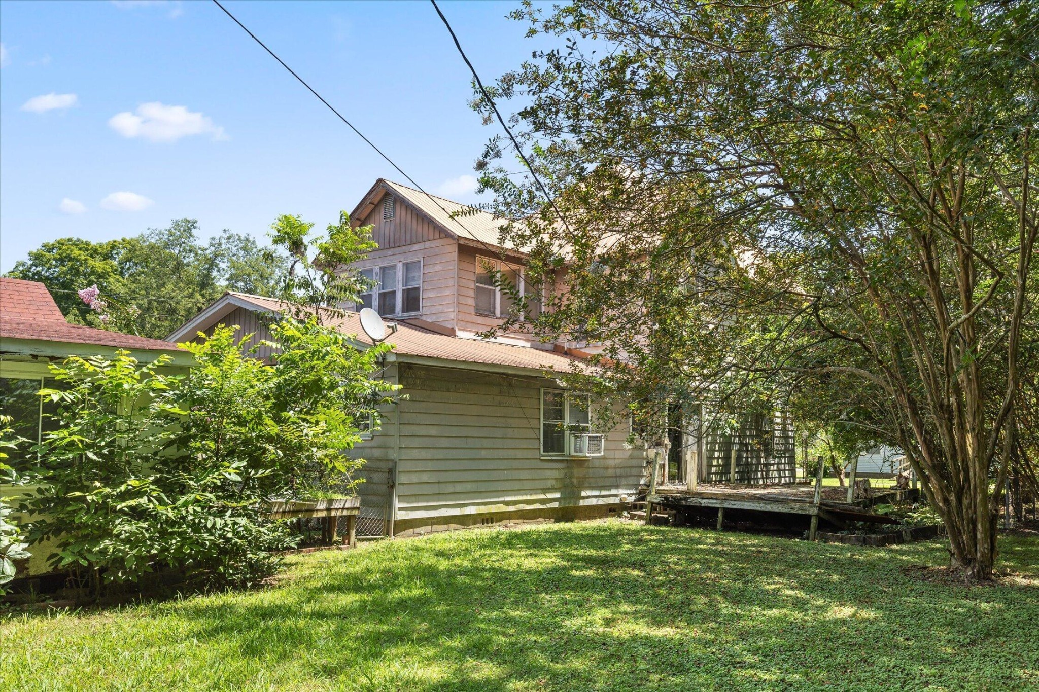 1700 Marion Avenue Property Photo 29