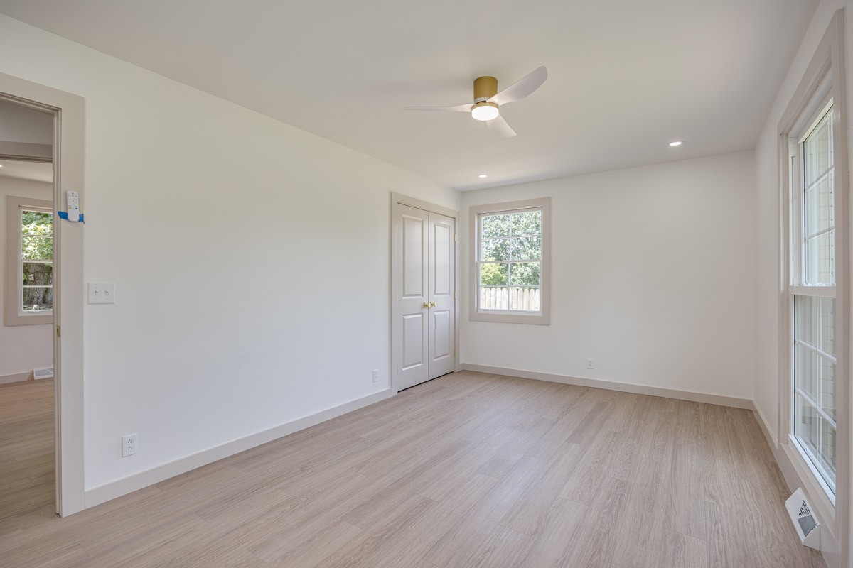 1707 Hillsboro Rd Property Photo 45