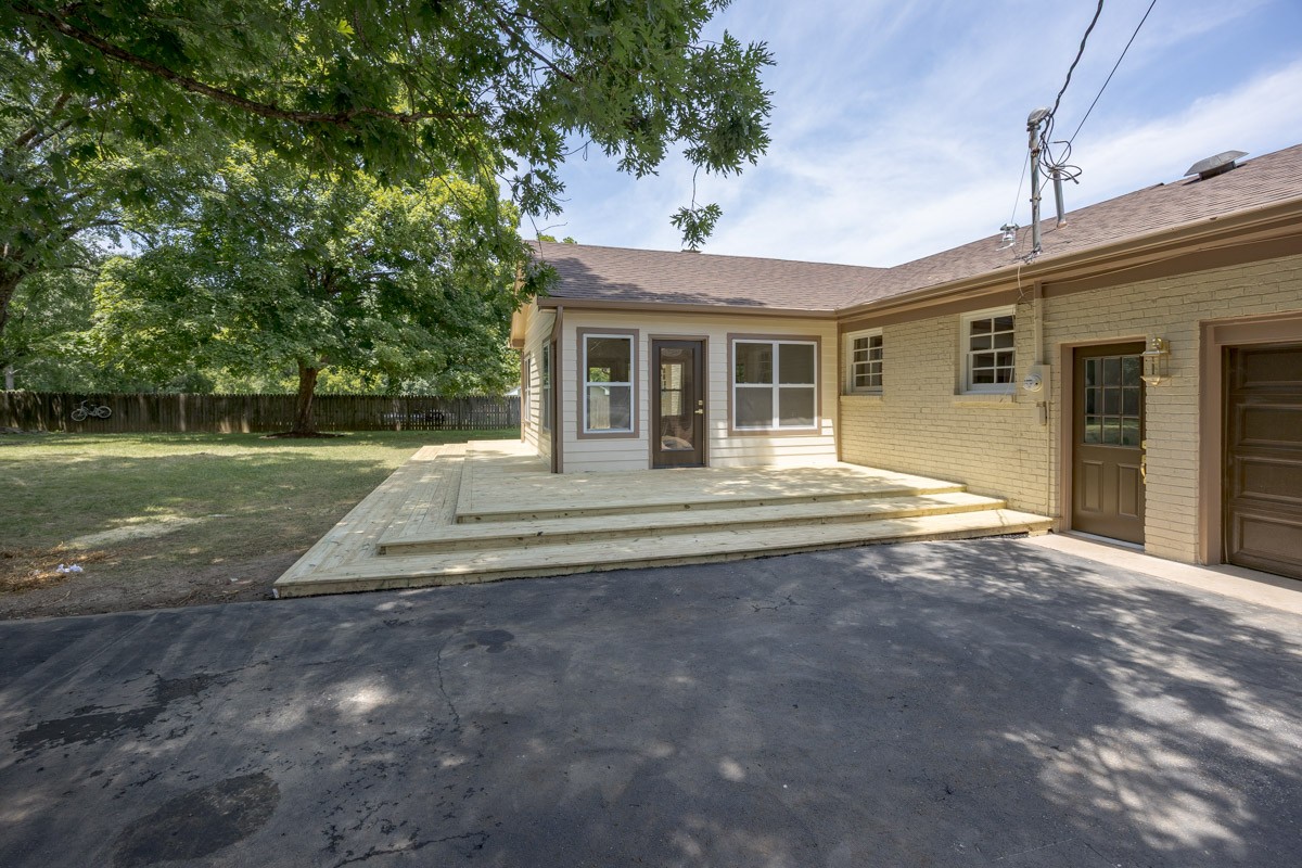 1707 Hillsboro Rd Property Photo 52