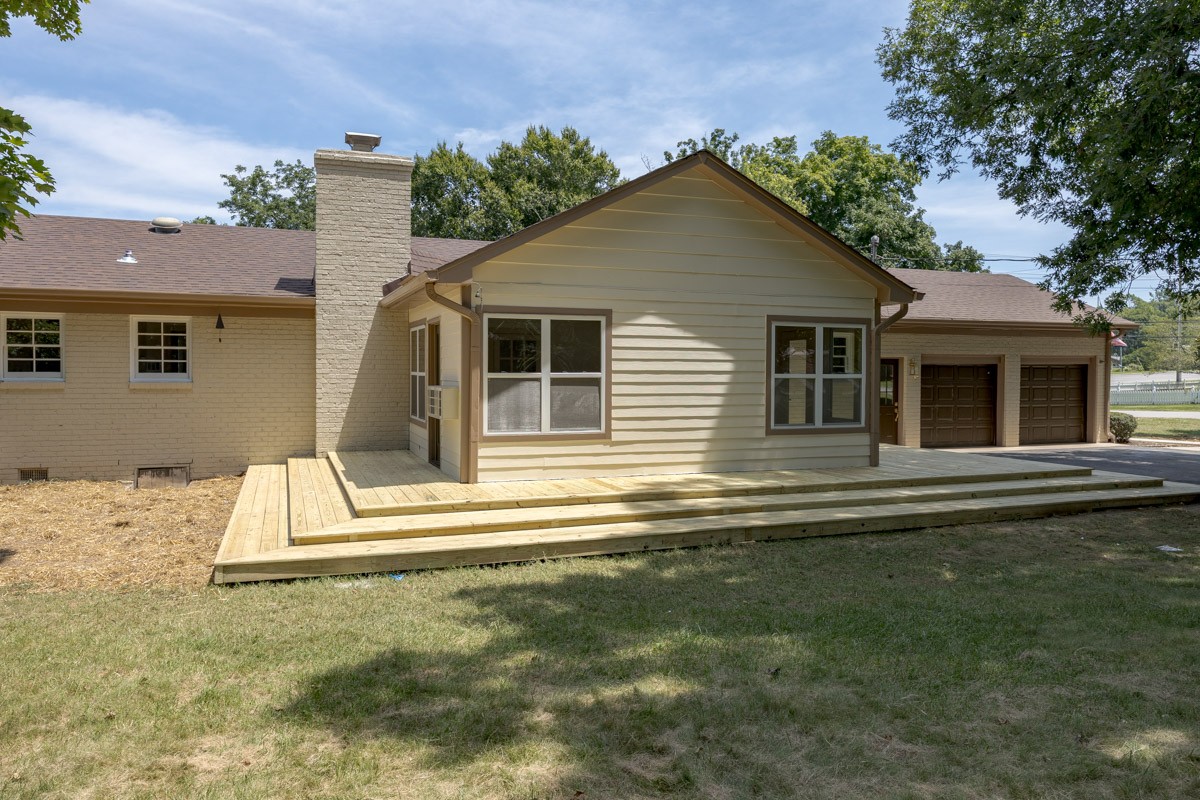 1707 Hillsboro Rd Property Photo 54