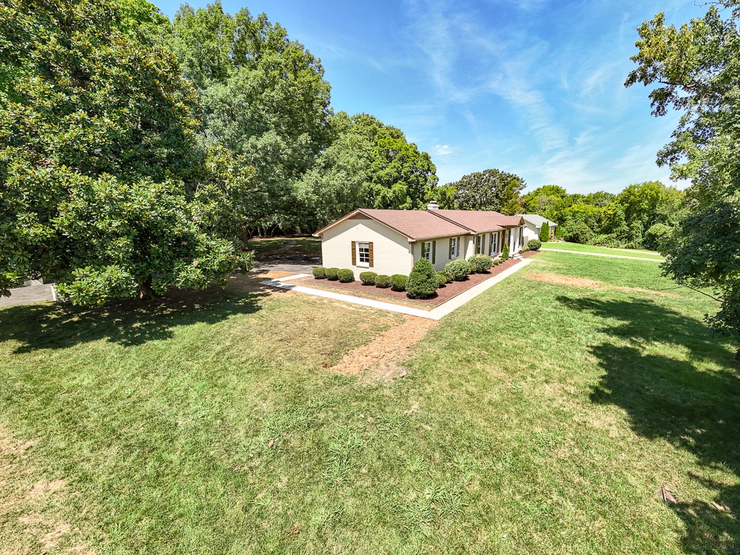 1707 Hillsboro Rd Property Photo 59