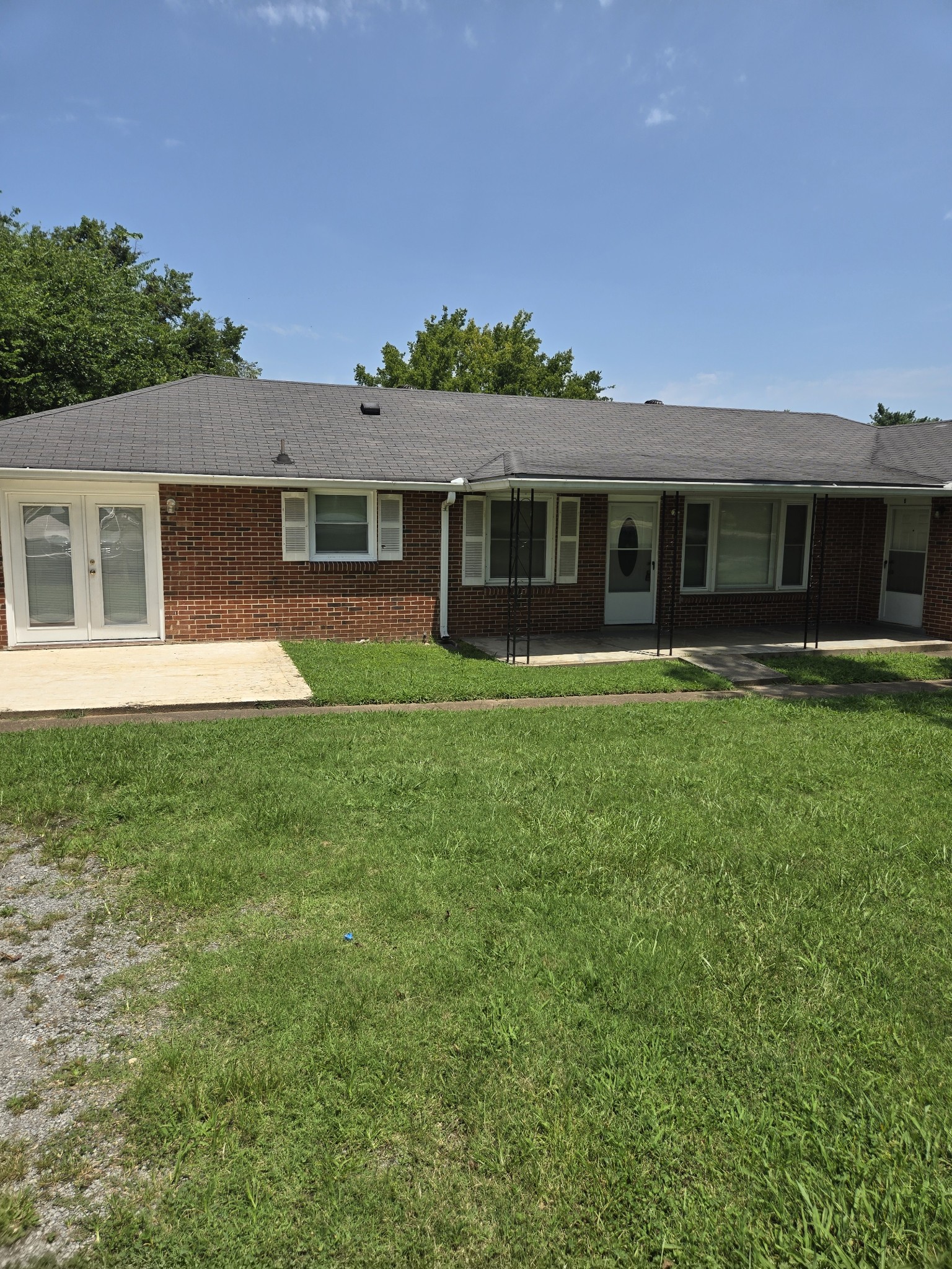 2103 Porter Rd Property Photo 1