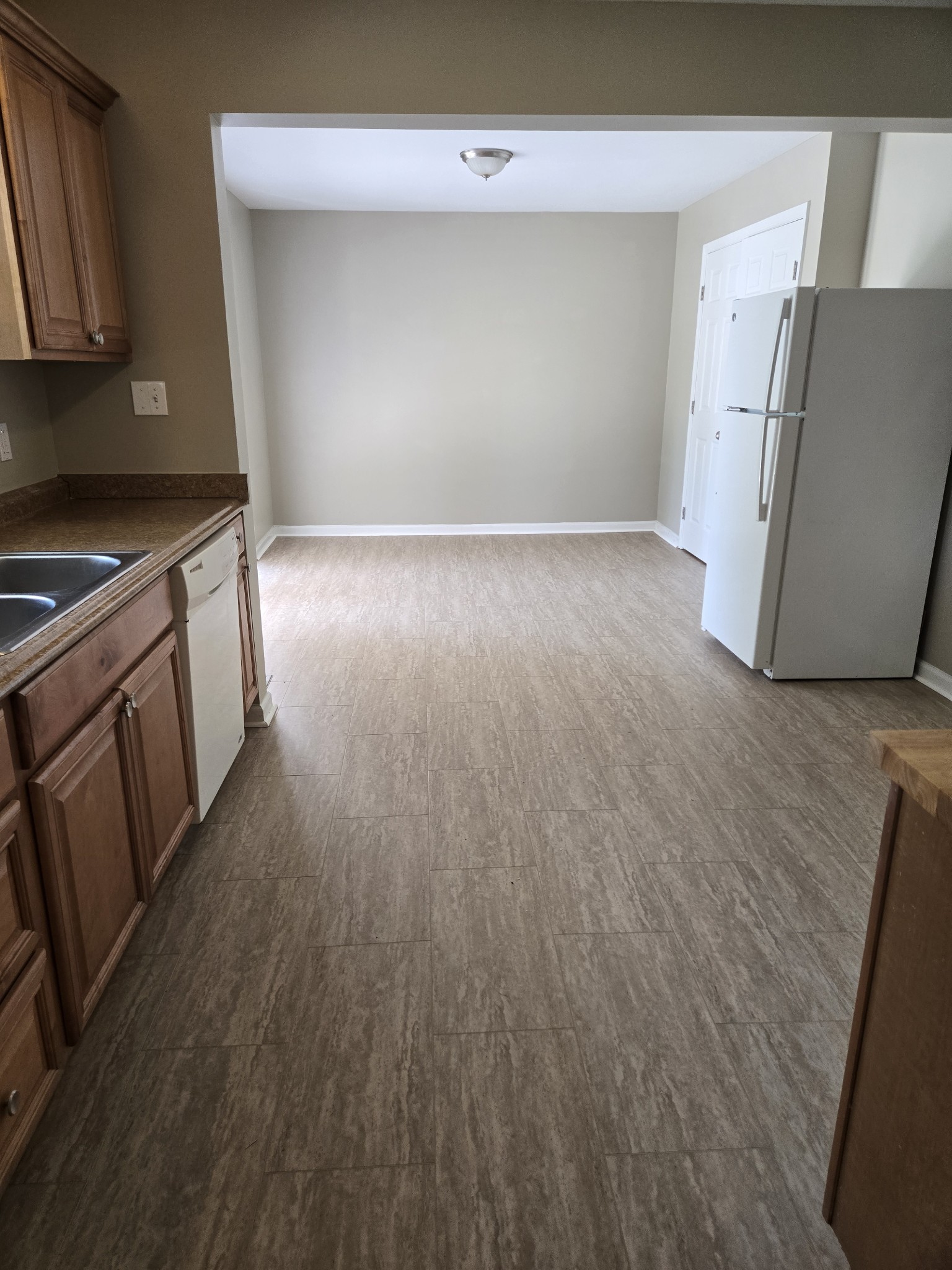 2103 Porter Rd Property Photo 6