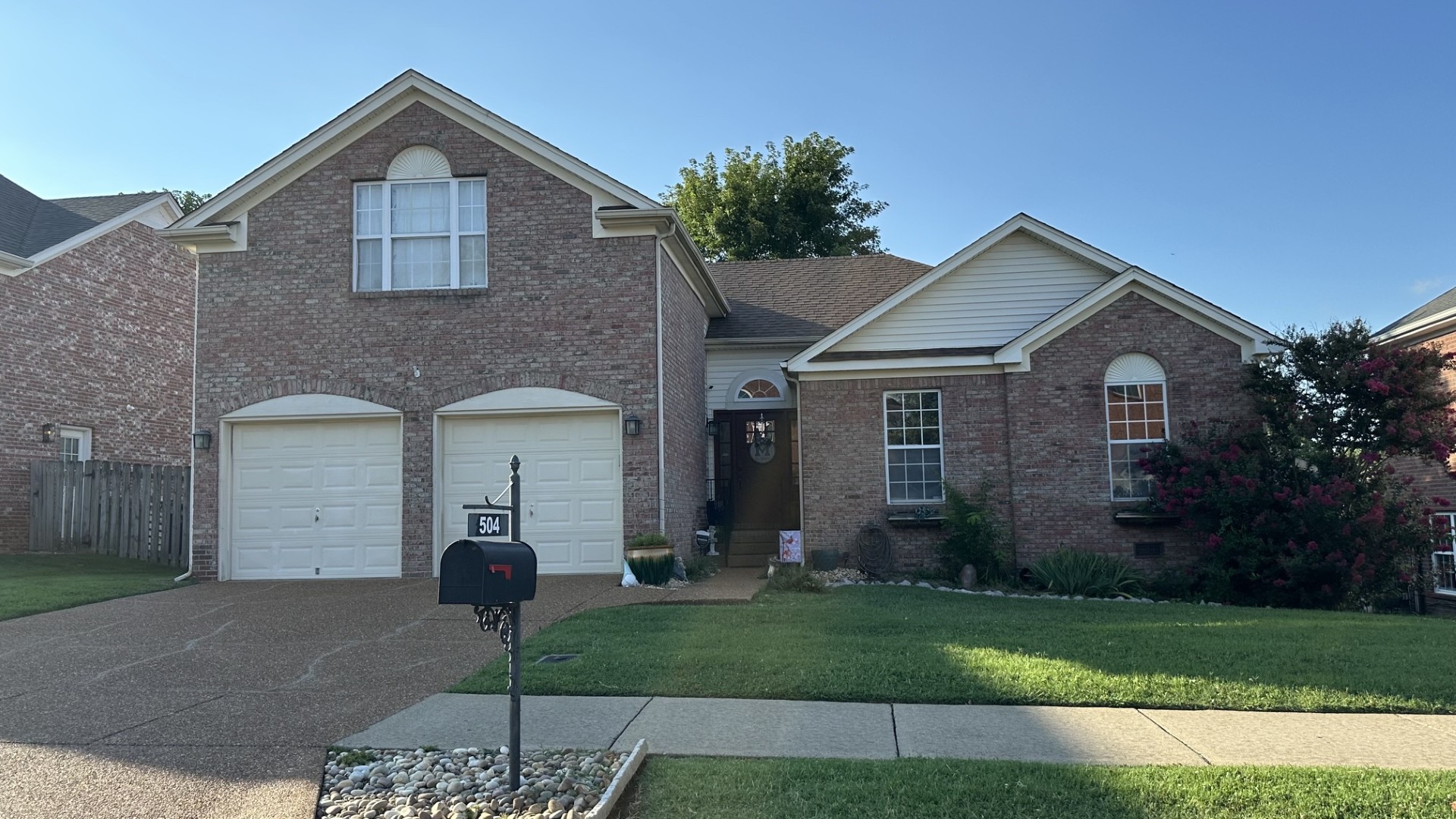 504 Bancroft Way Property Photo 1