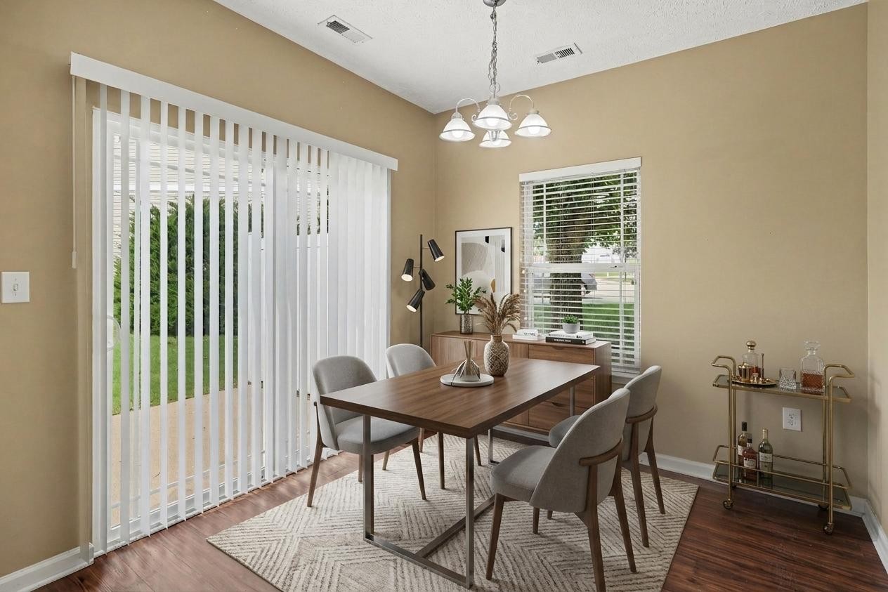 1000 Wells Way Property Photo 7