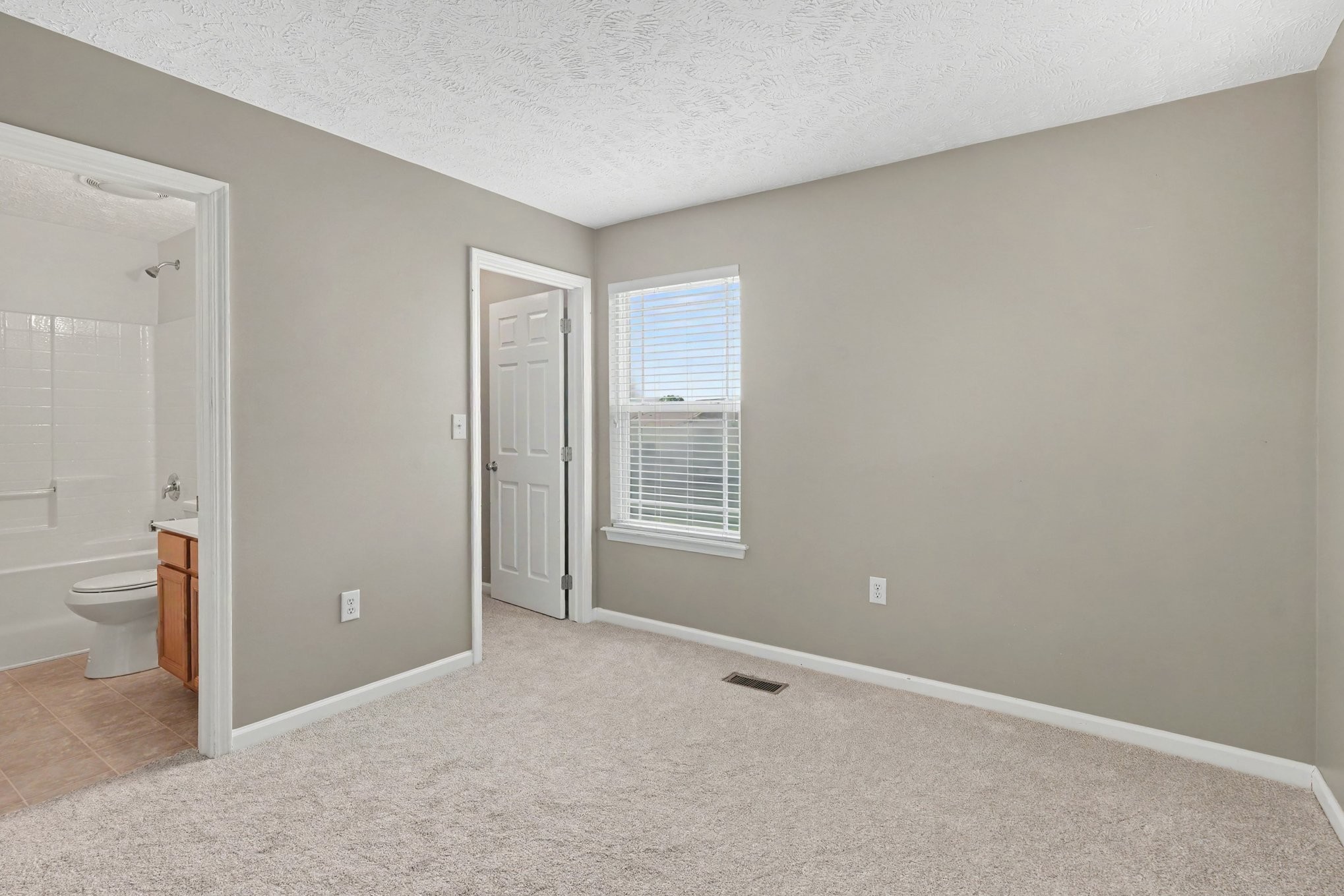 1000 Wells Way Property Photo 16