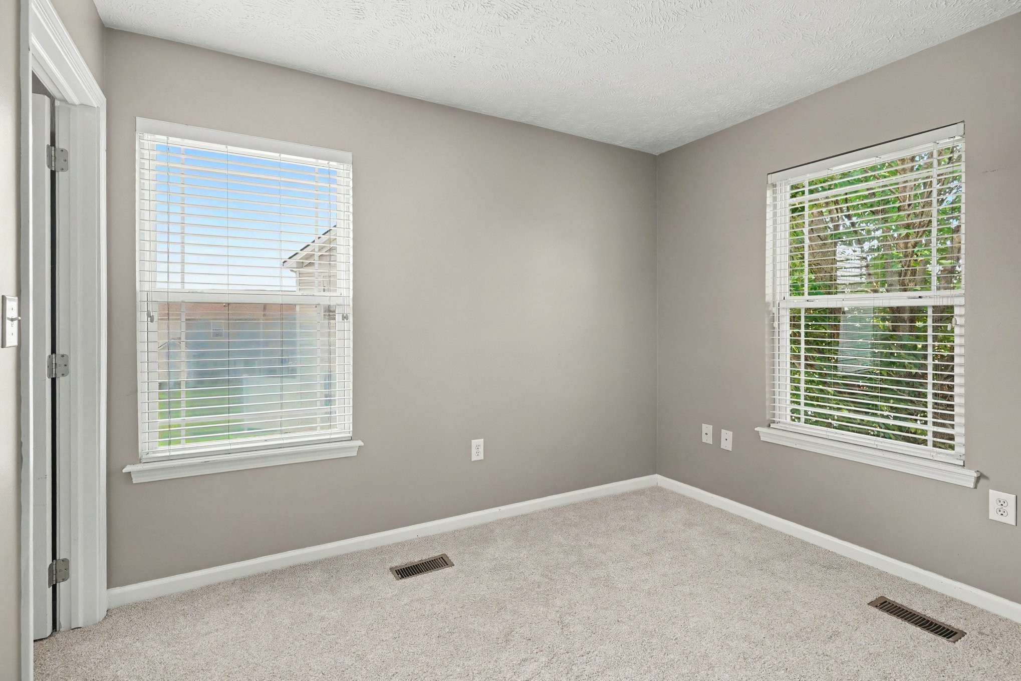 1000 Wells Way Property Photo 18