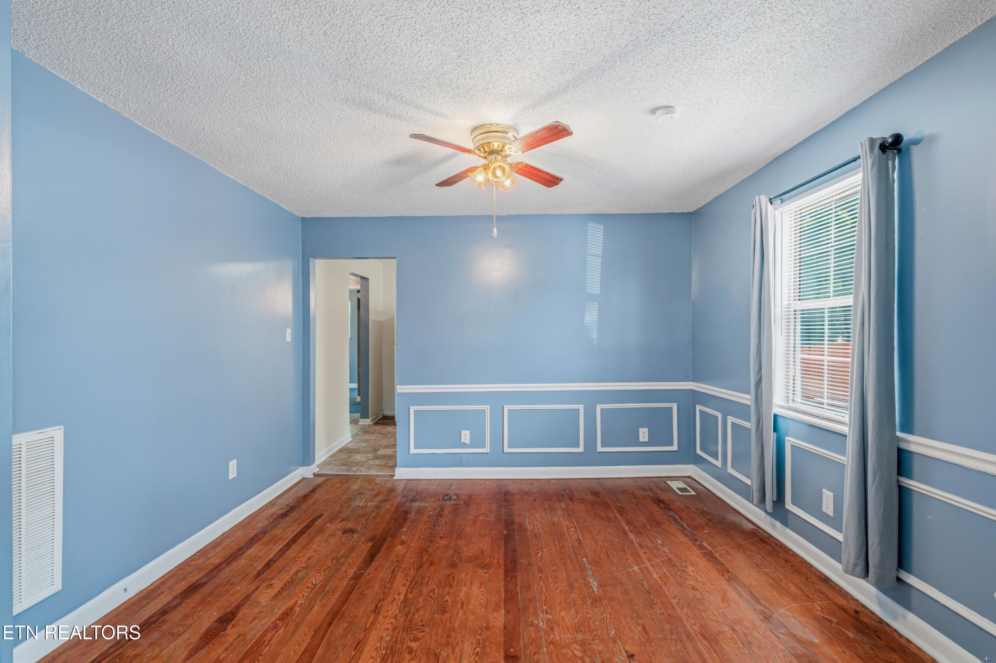 835 Cherry St Property Photo 5