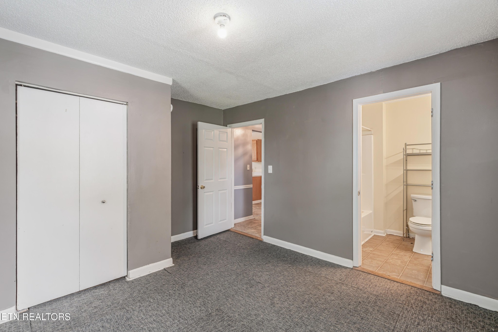 835 Cherry St Property Photo 12