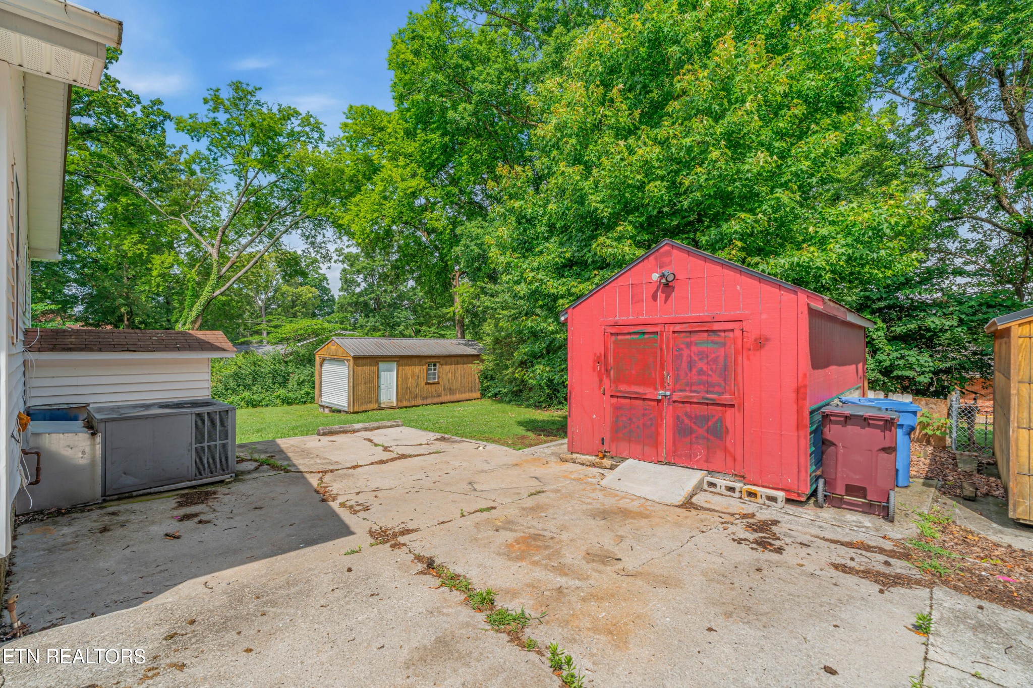 835 Cherry St Property Photo 17