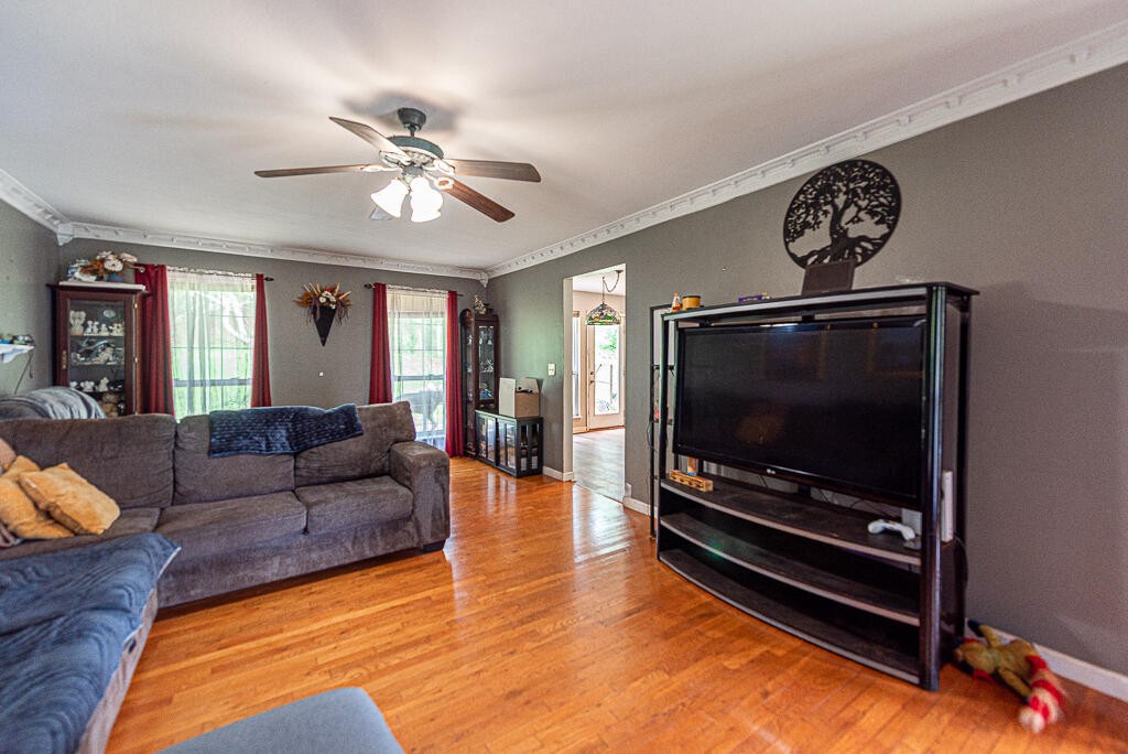 359 County Road 675 Property Photo 6