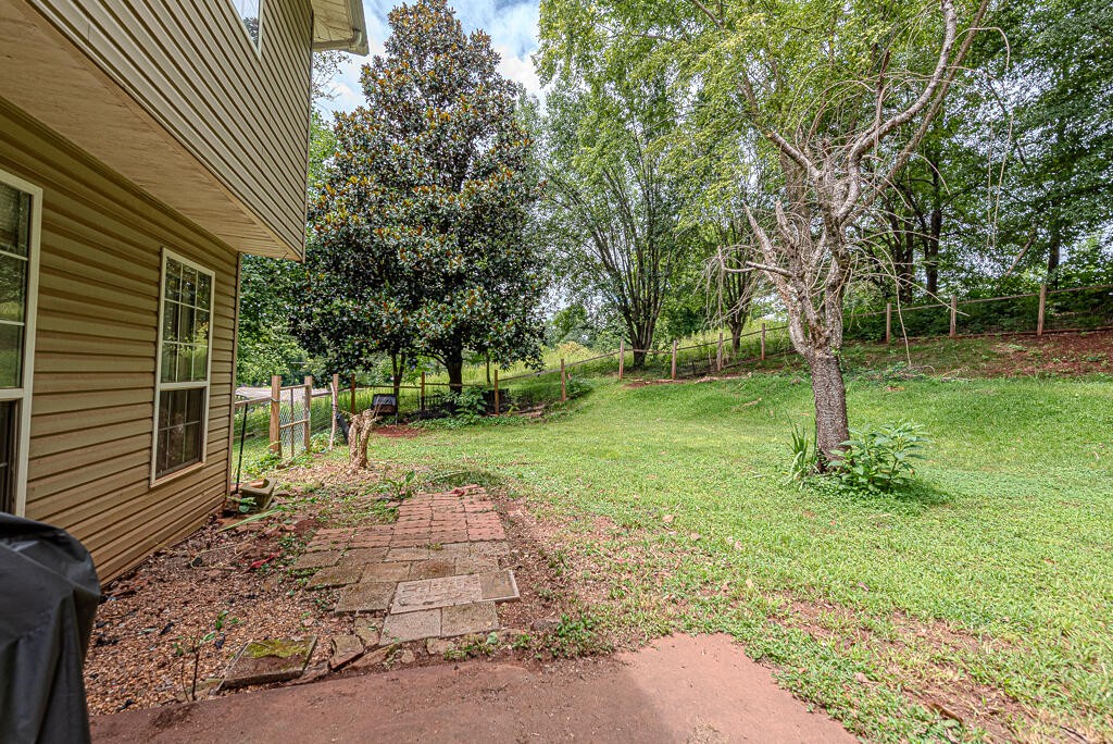 359 County Road 675 Property Photo 22
