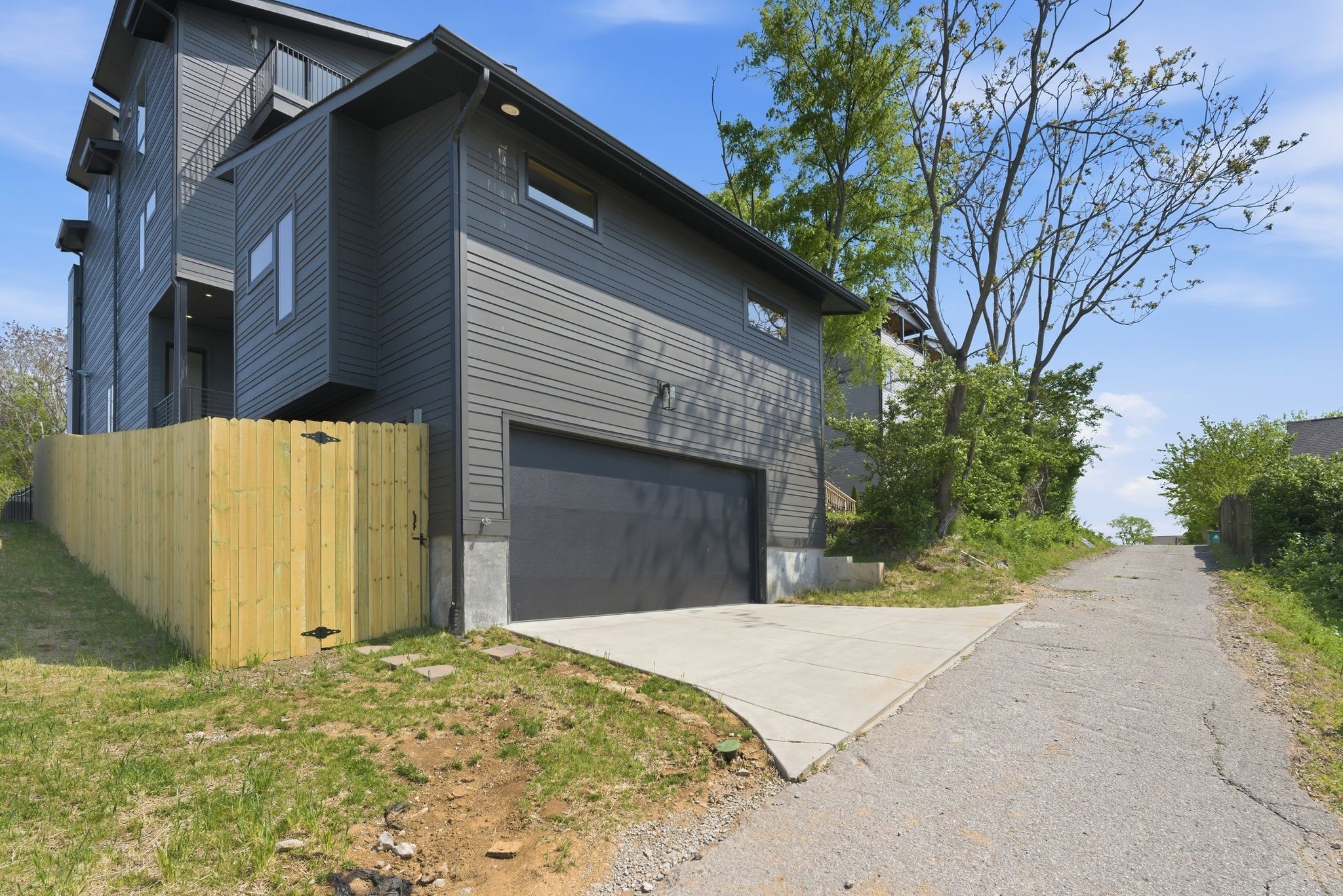 1017 Argyle Ave Property Photo 51
