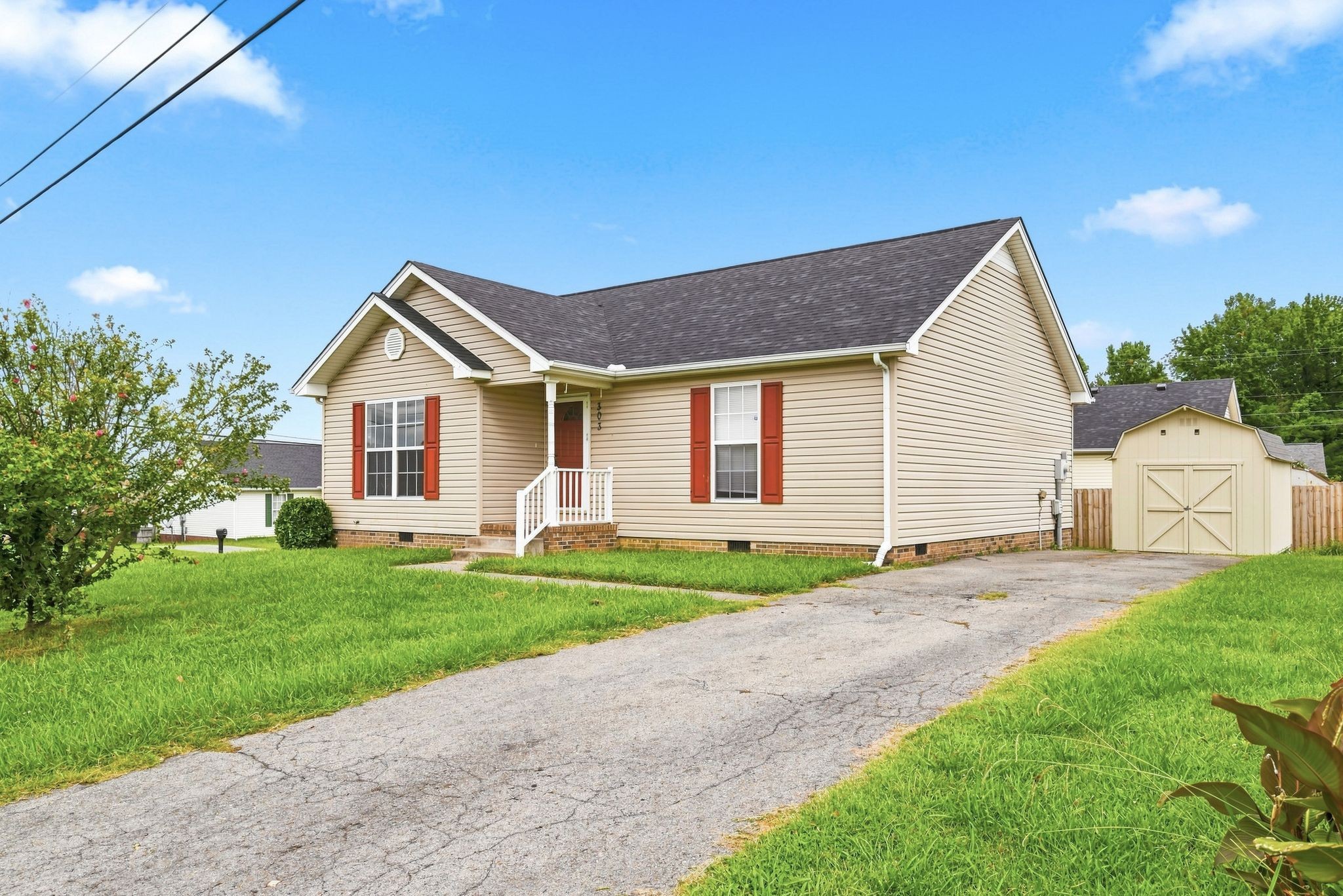 303 Bandera Ln Property Photo 1
