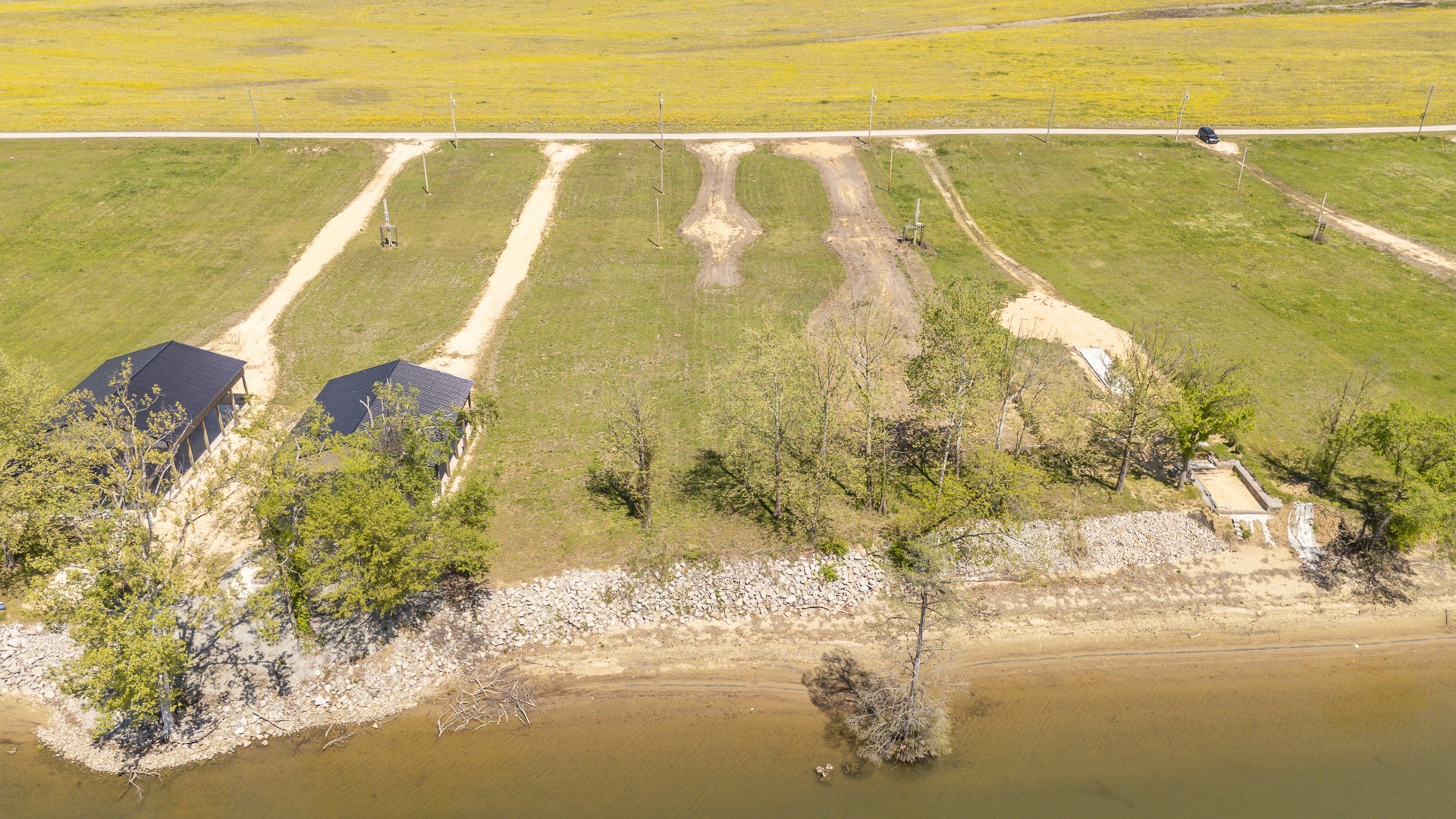 199 Hardin Bottom River Rd Property Photo 1