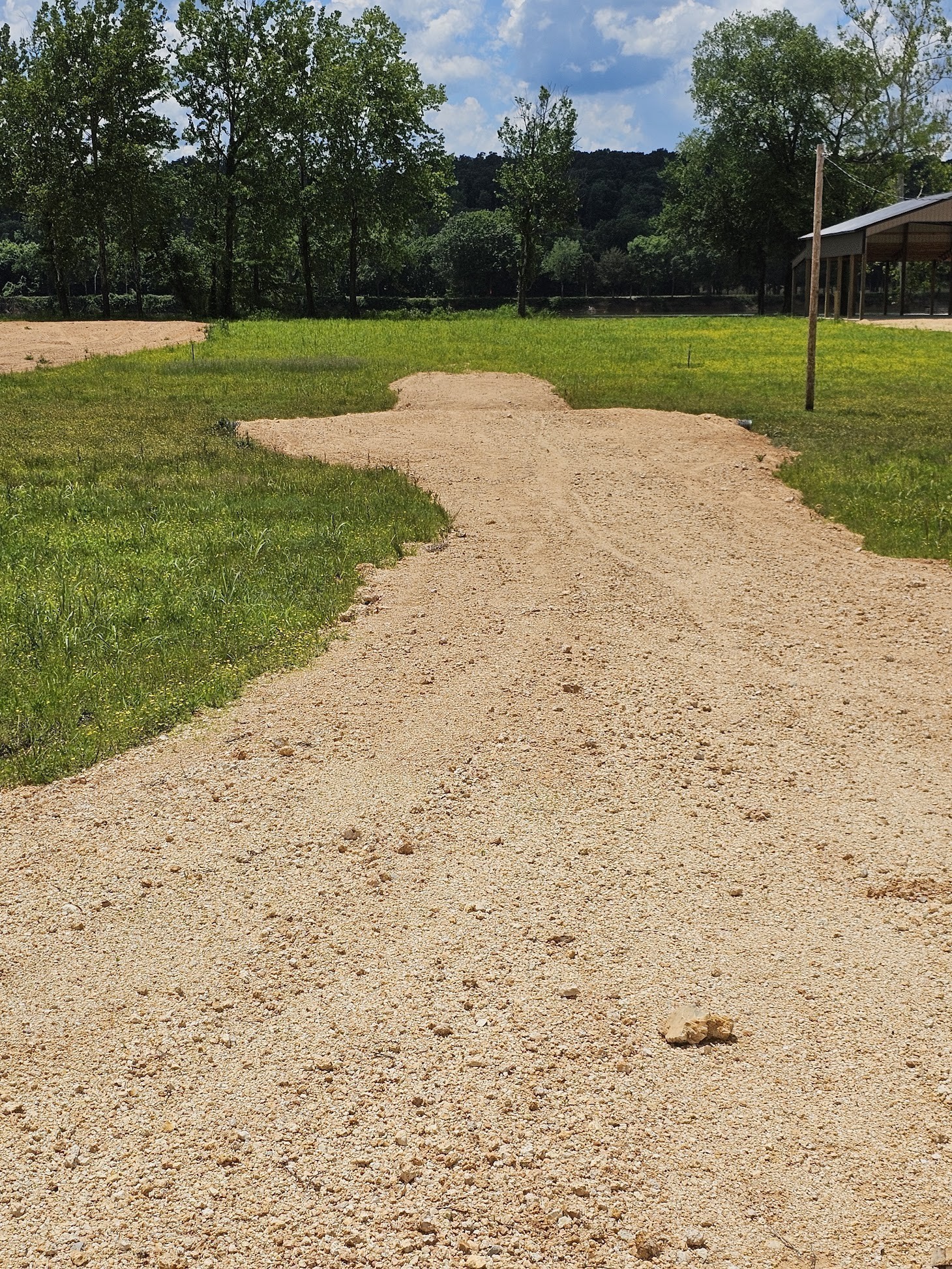 199 Hardin Bottom River Rd Property Photo 3