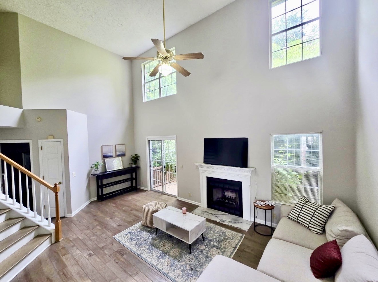 523 Forest Pointe Pl Property Photo 1