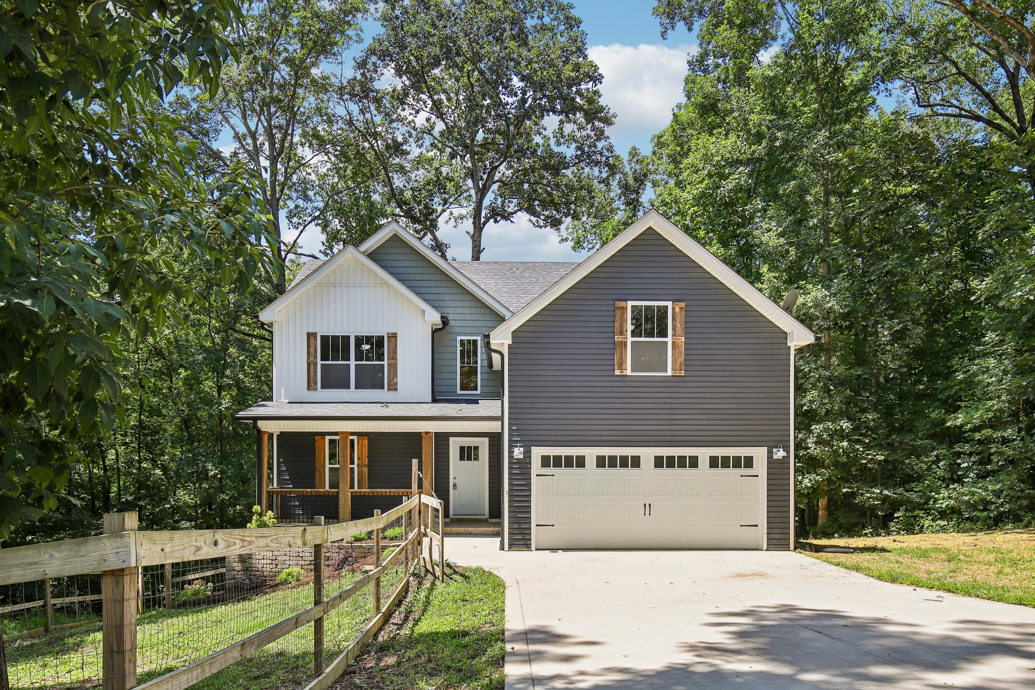 2320 Bearden Rd Property Photo 1