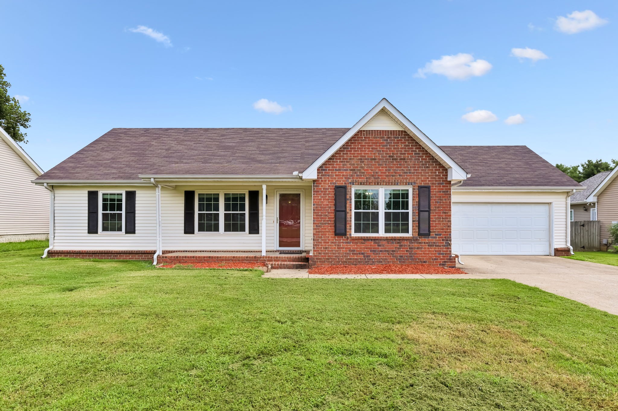 1604 Cason Trl Property Photo 1