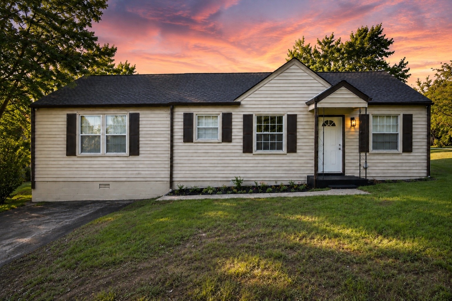1232 Coarsey Dr Property Photo 1