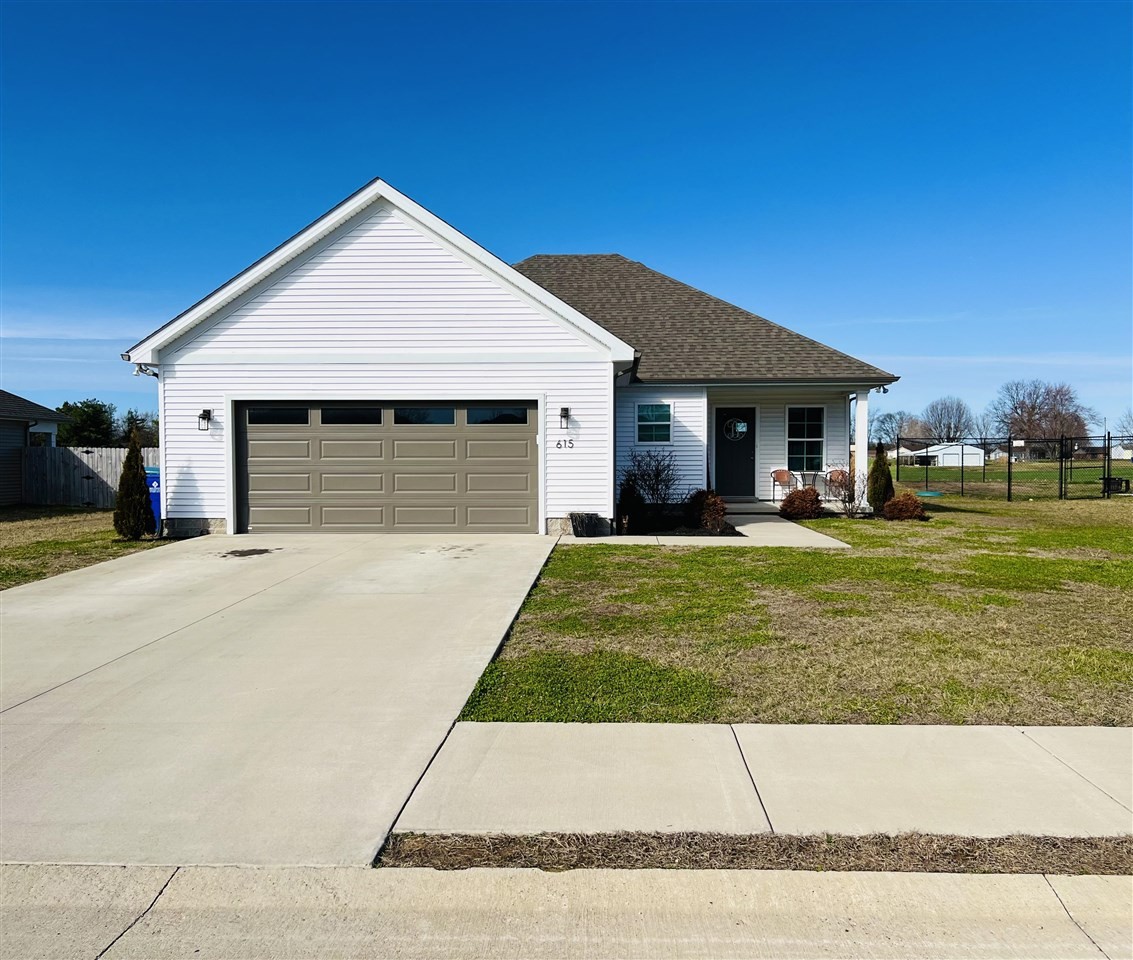 615 Lockeland Way Property Photo 4