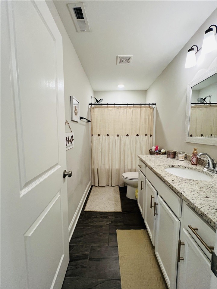 615 Lockeland Way Property Photo 20
