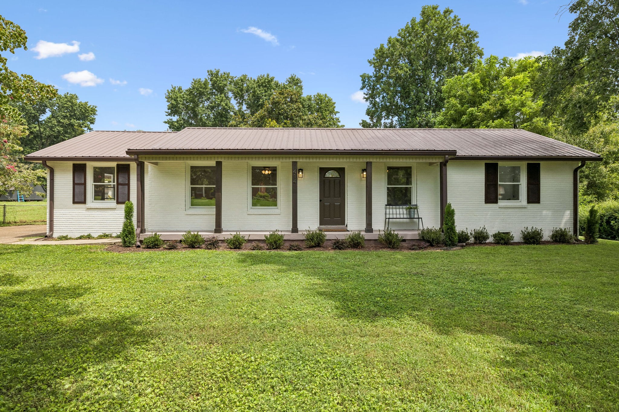 414 Hilltop Dr